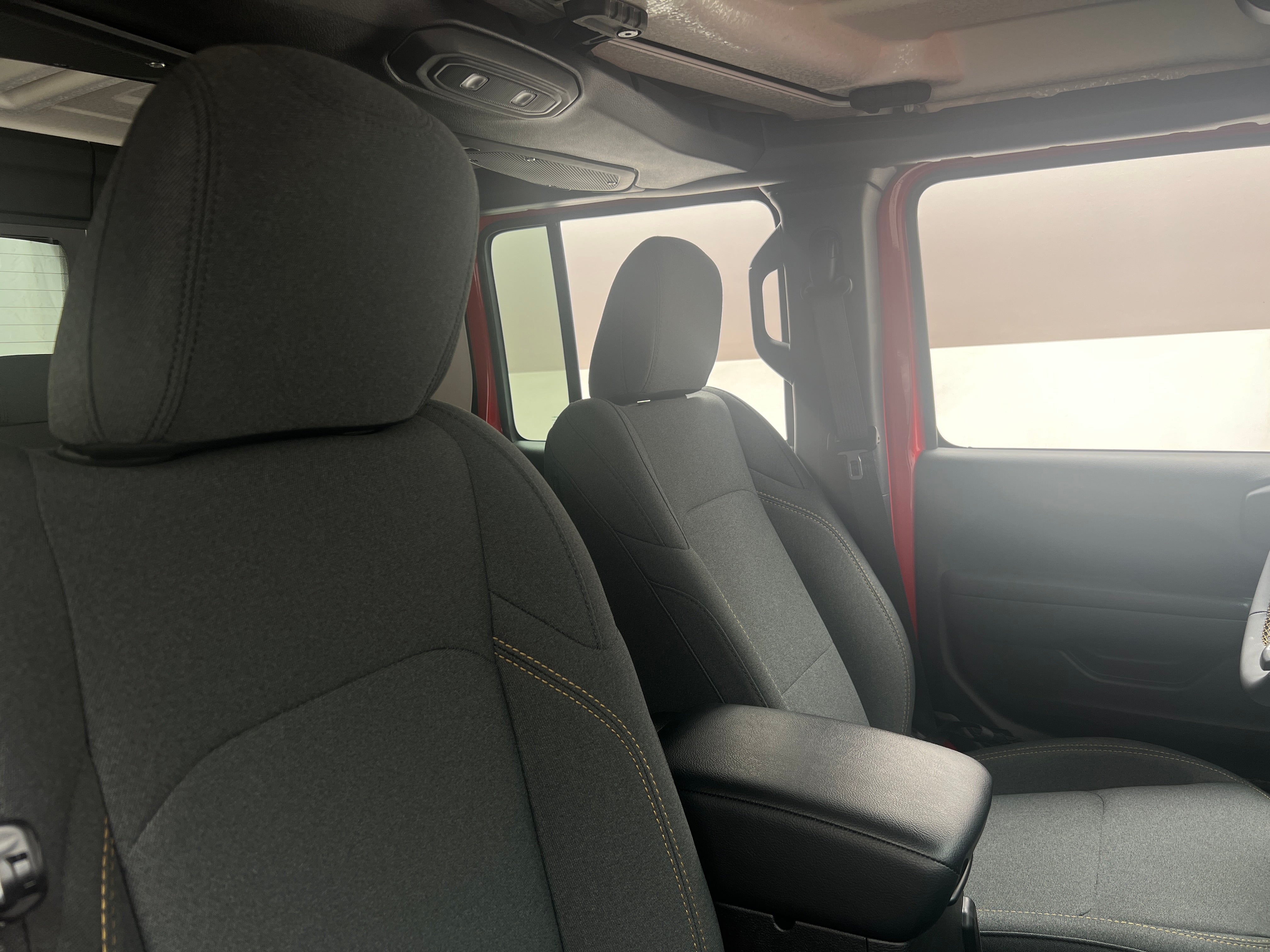 2024 Jeep Gladiator Sport S 2