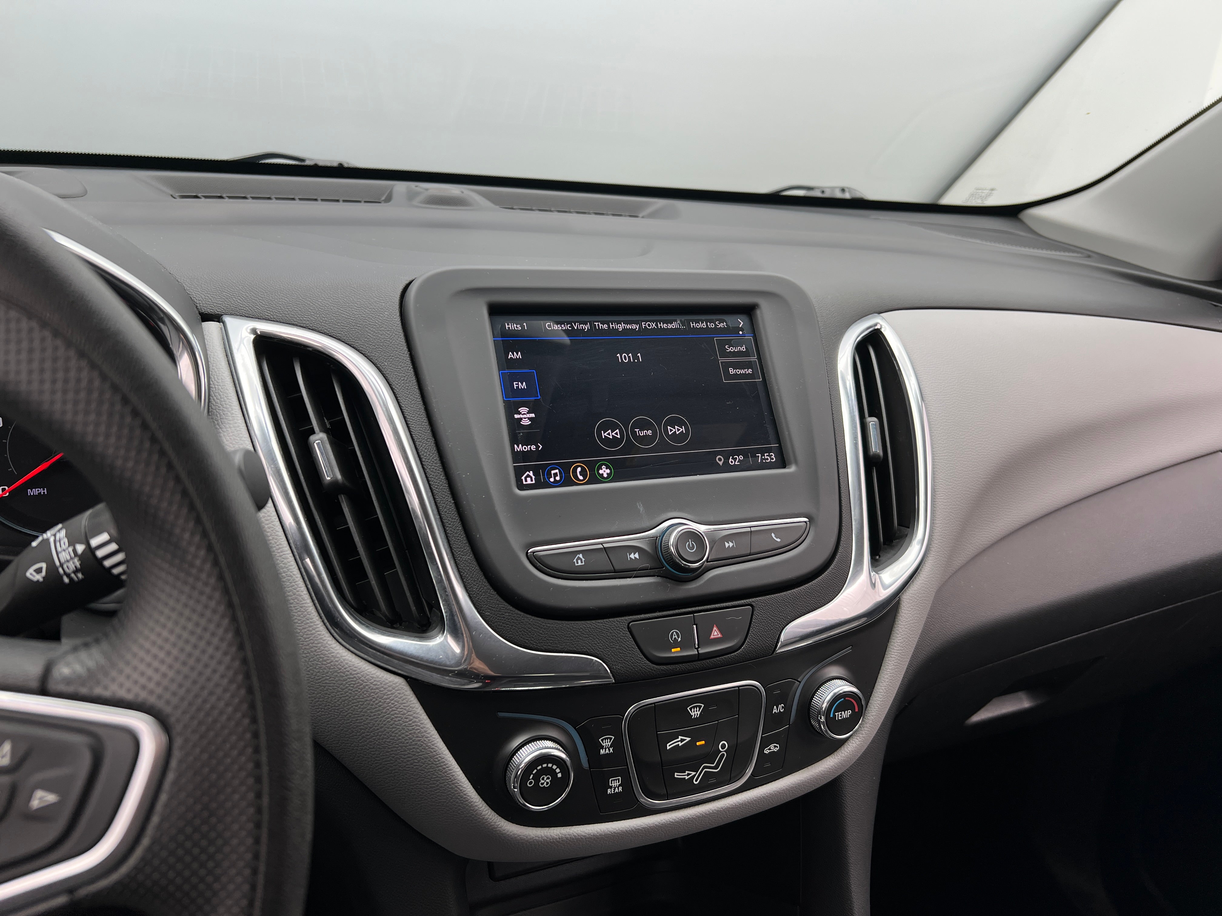 2023 Chevrolet Equinox LT 4