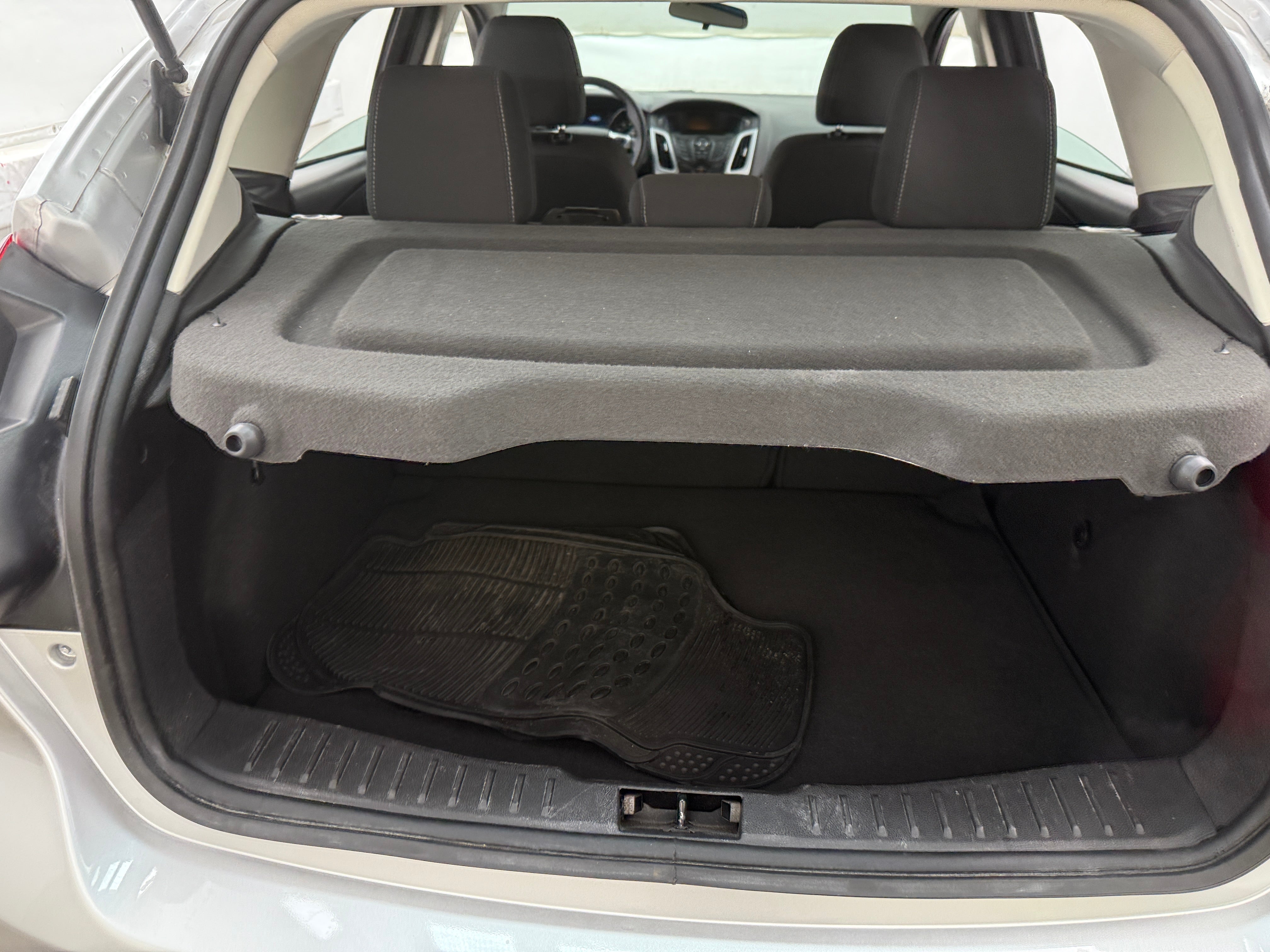 2014 Ford Focus SE 7
