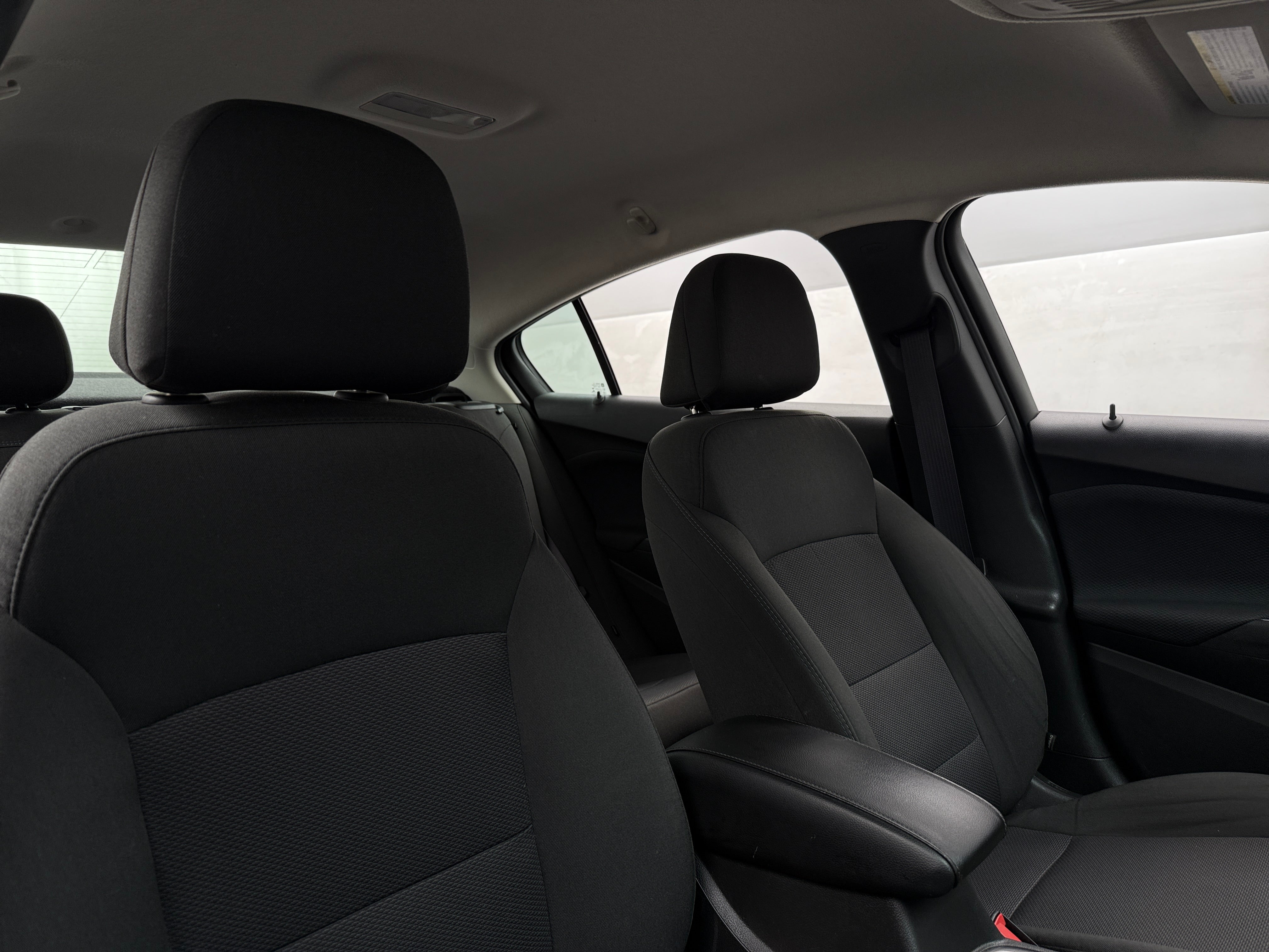 2017 Chevrolet Cruze LT 2
