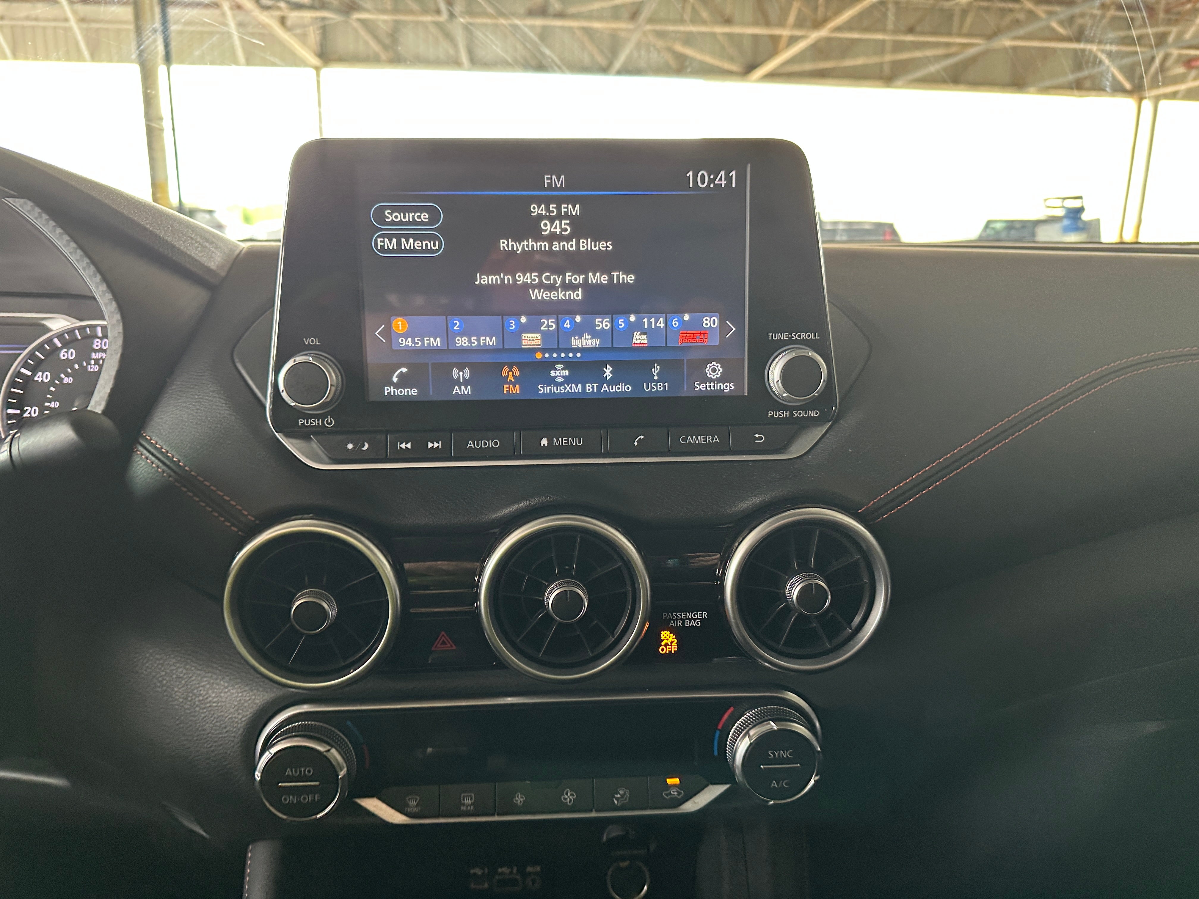 2022 Nissan Sentra SR 4