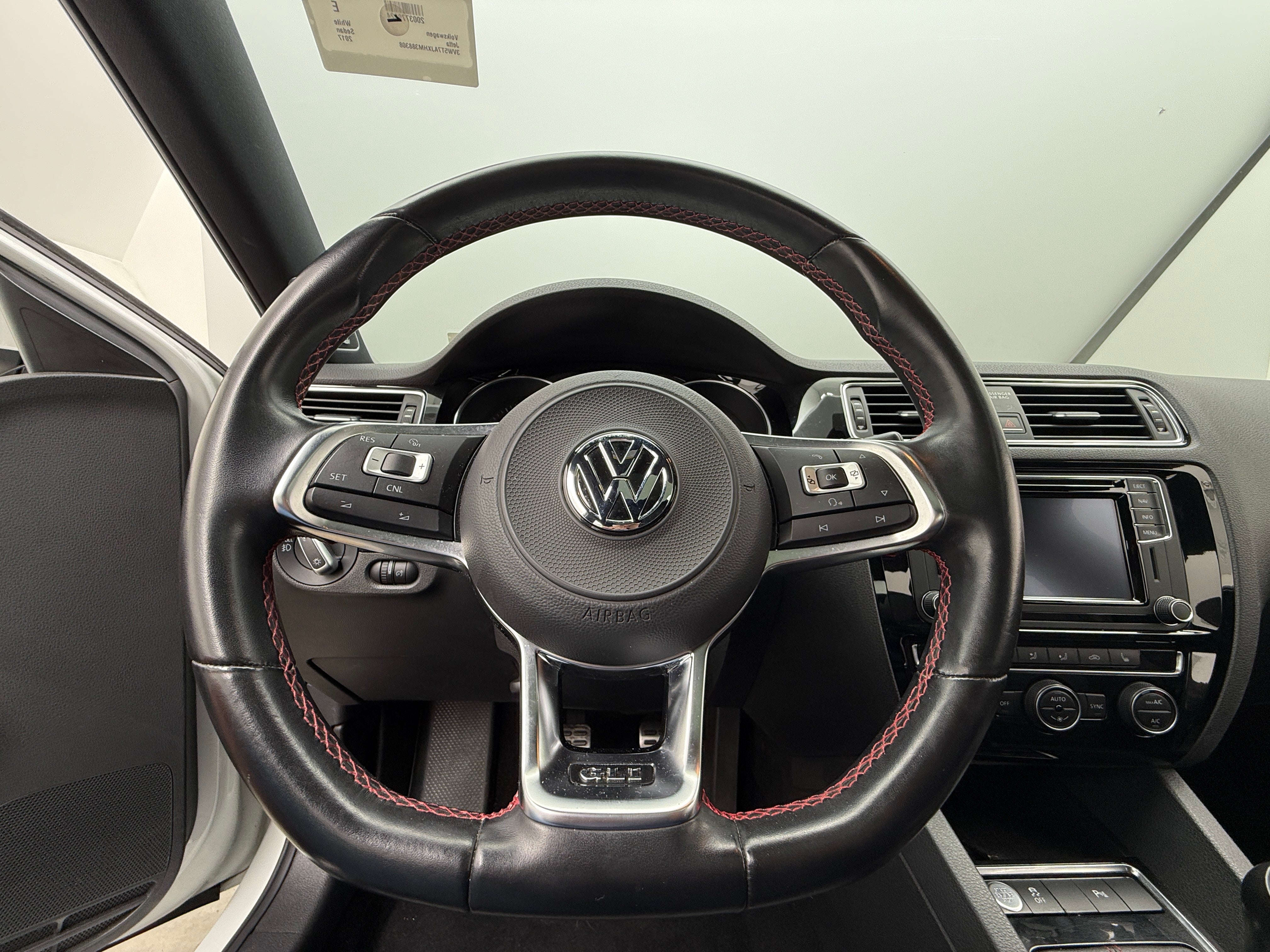 2017 Volkswagen Jetta GLI 4
