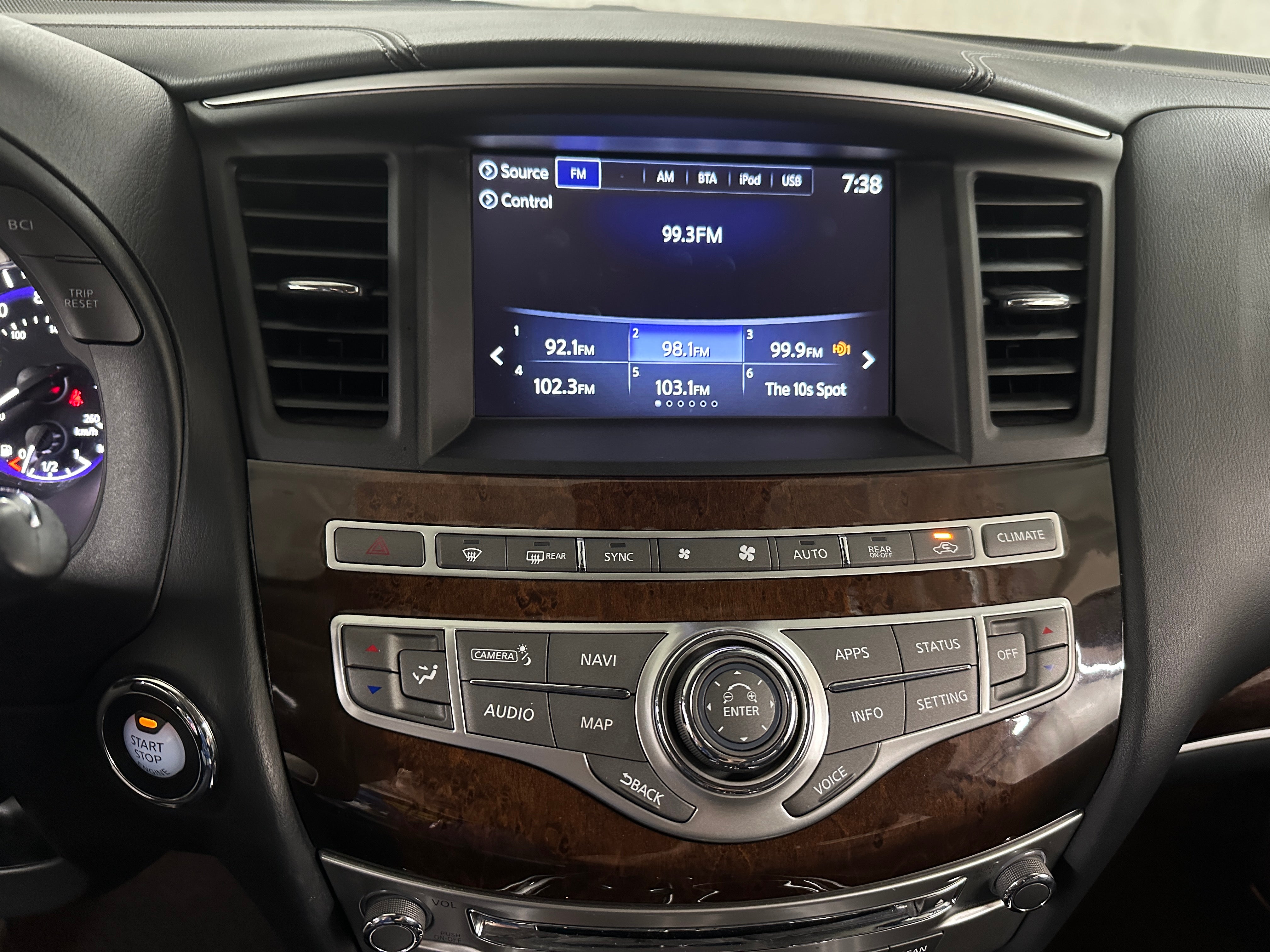 2019 INFINITI QX60 Luxe 3