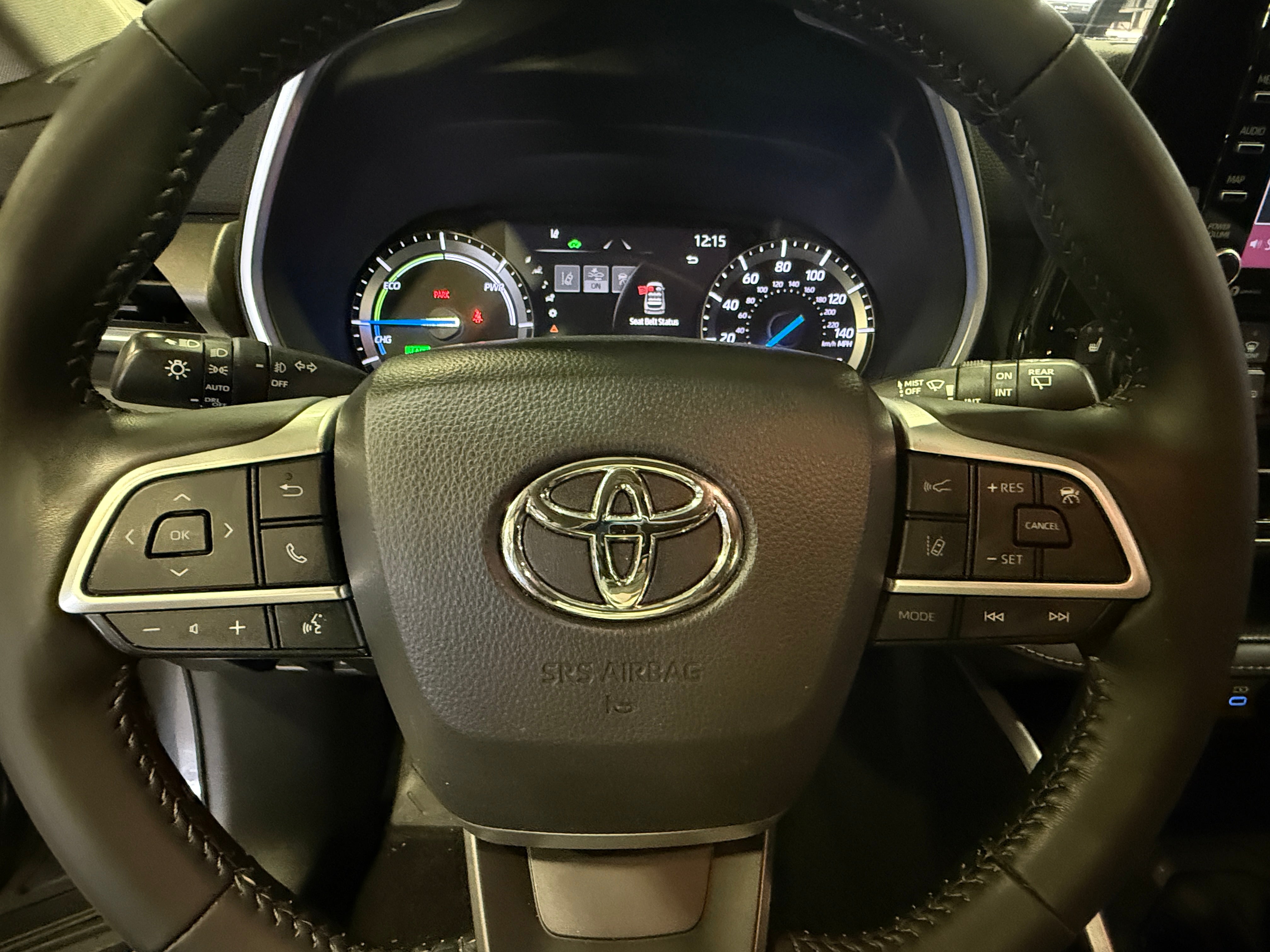 2022 Toyota Highlander XLE 4