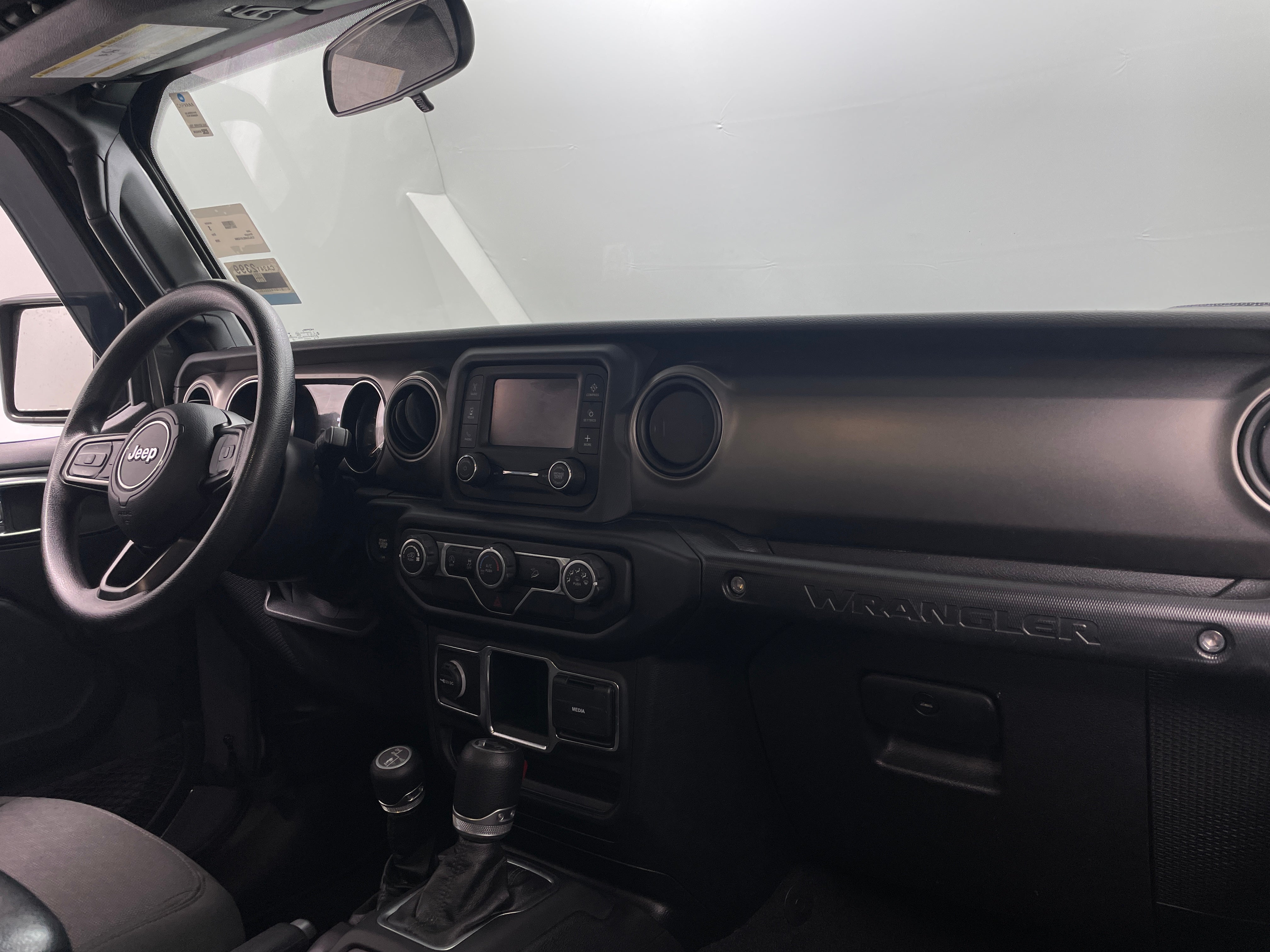 2020 Jeep Wrangler Sport 3