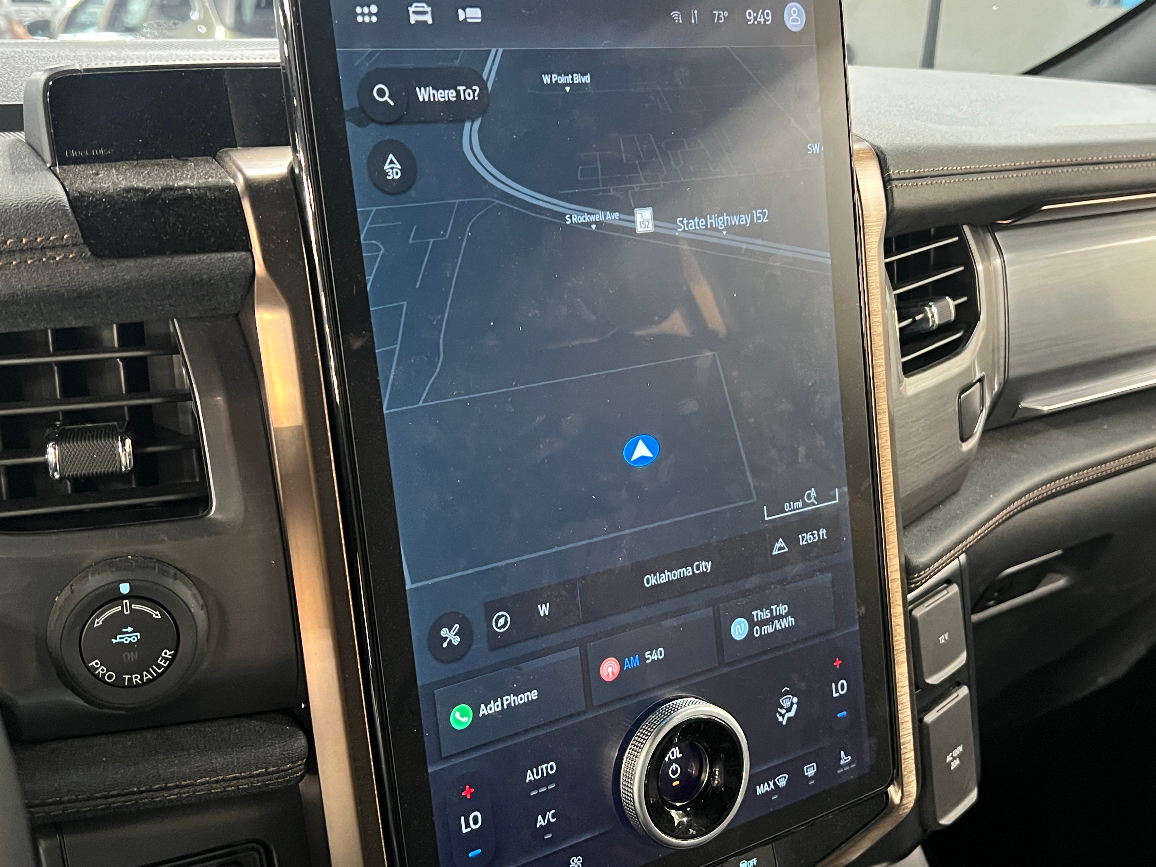 2023 Ford F-150 Lightning Lariat 3