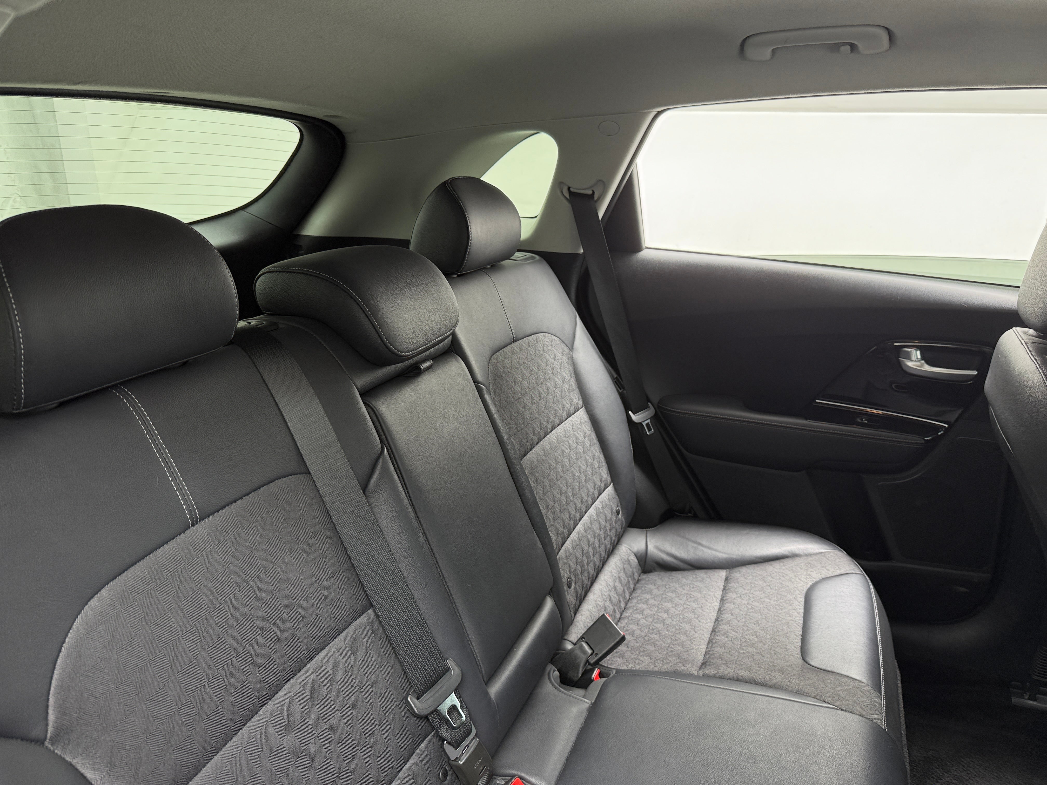 2018 Kia Niro EX 5