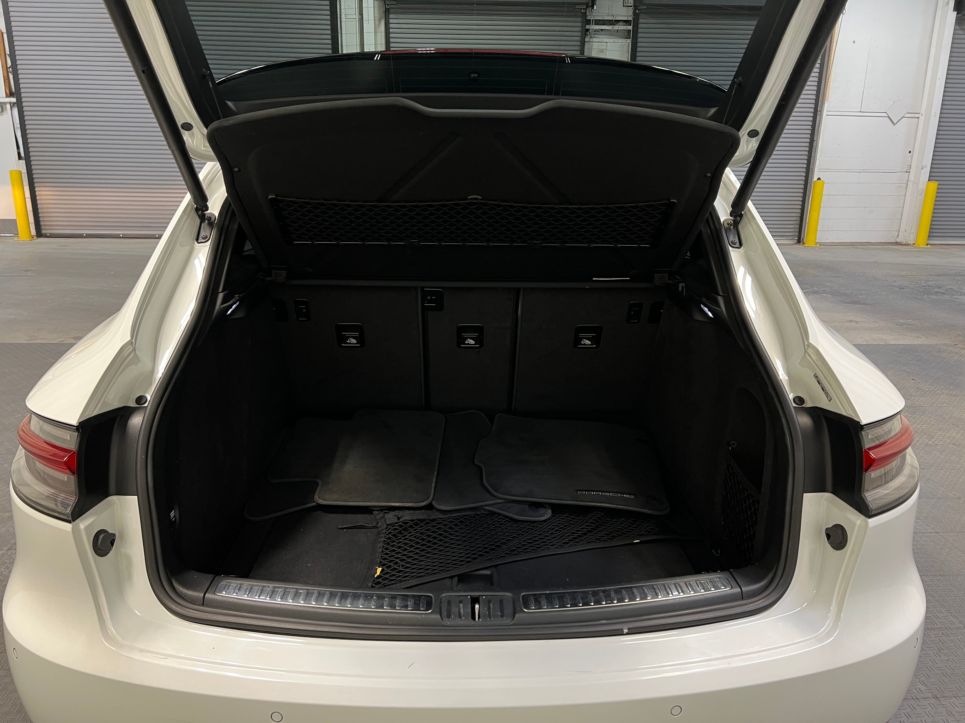 2019 Porsche Macan Base 6