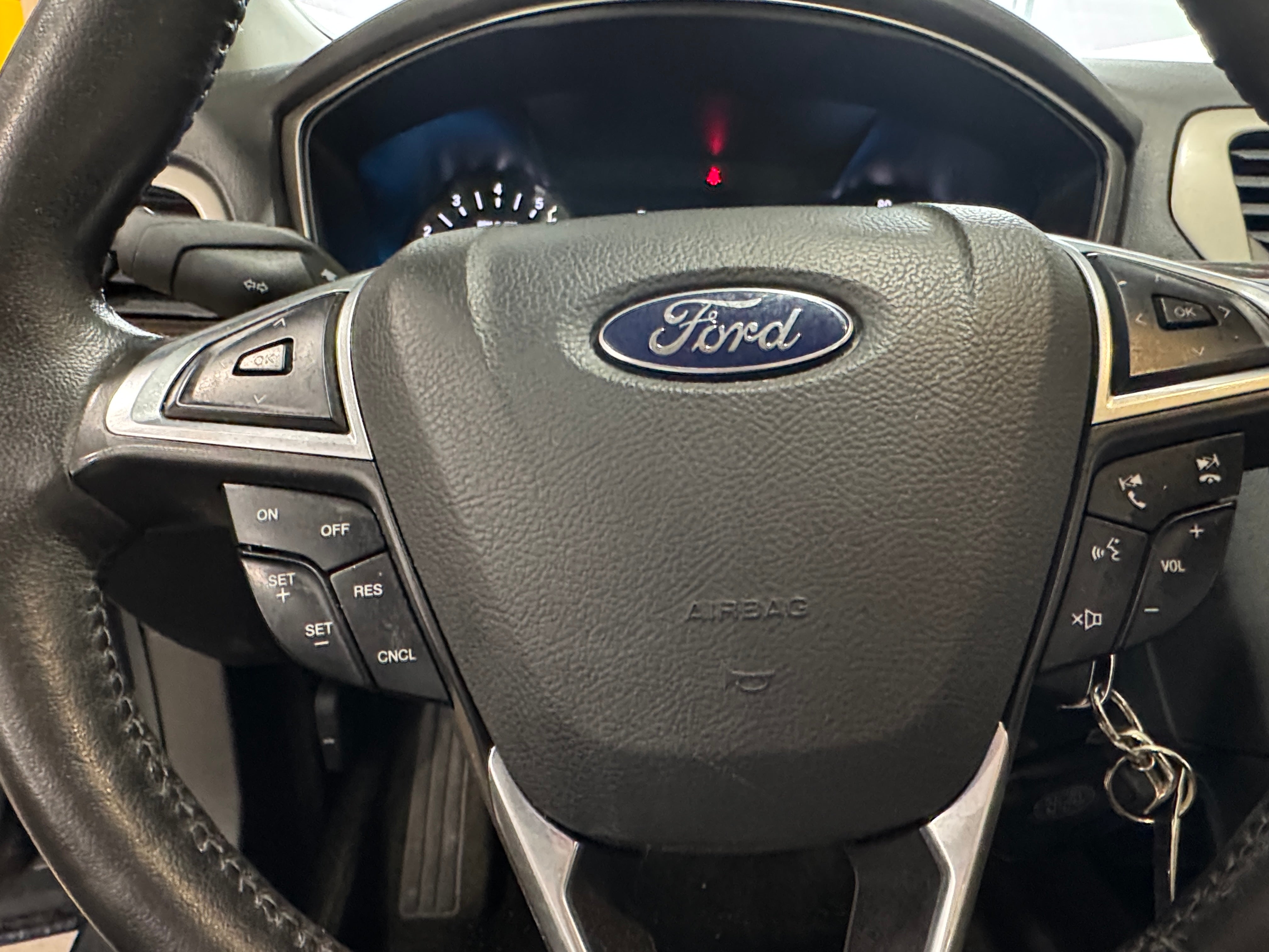 2015 Ford Fusion SE 4