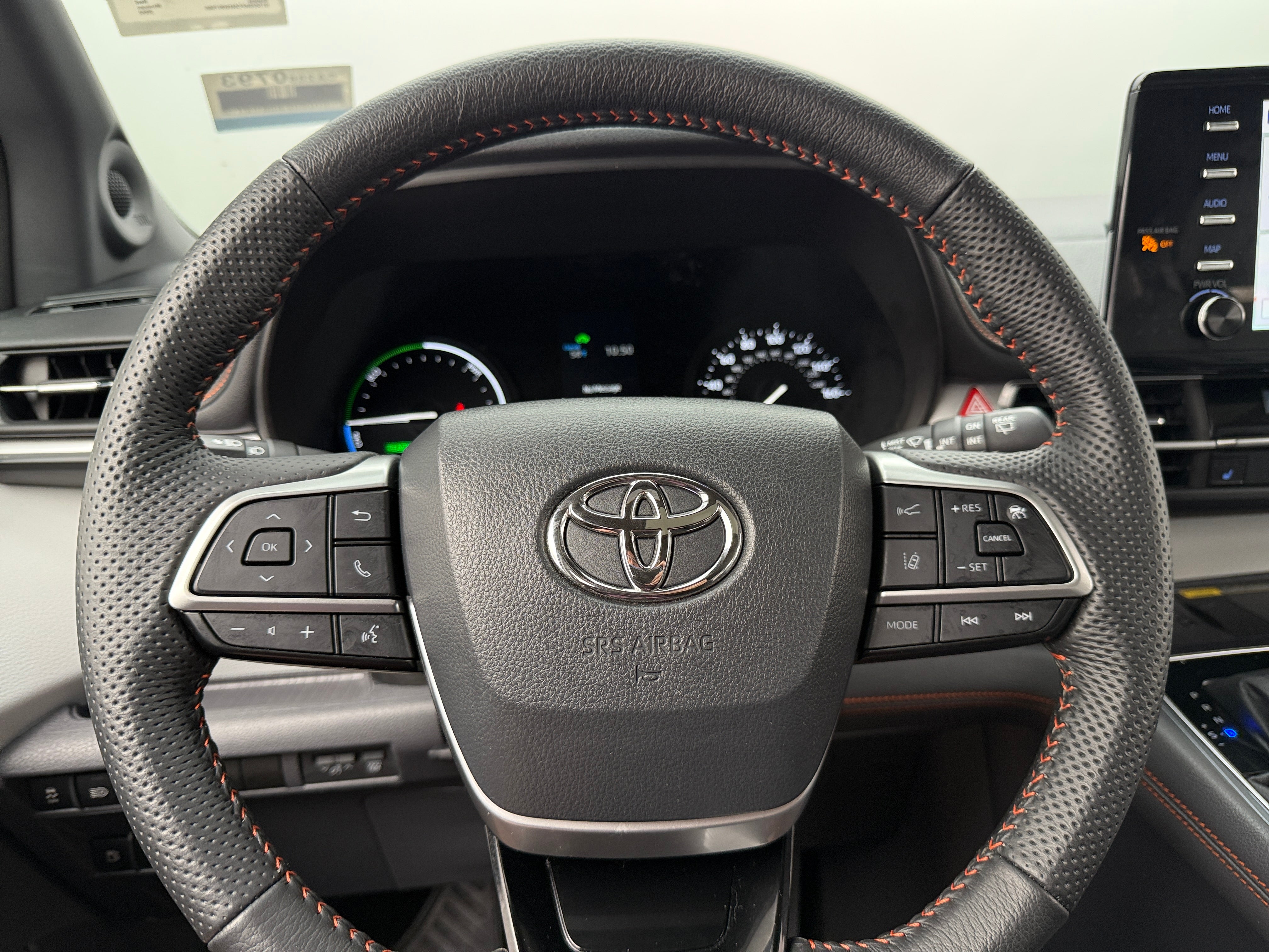 2022 Toyota Sienna XSE 4