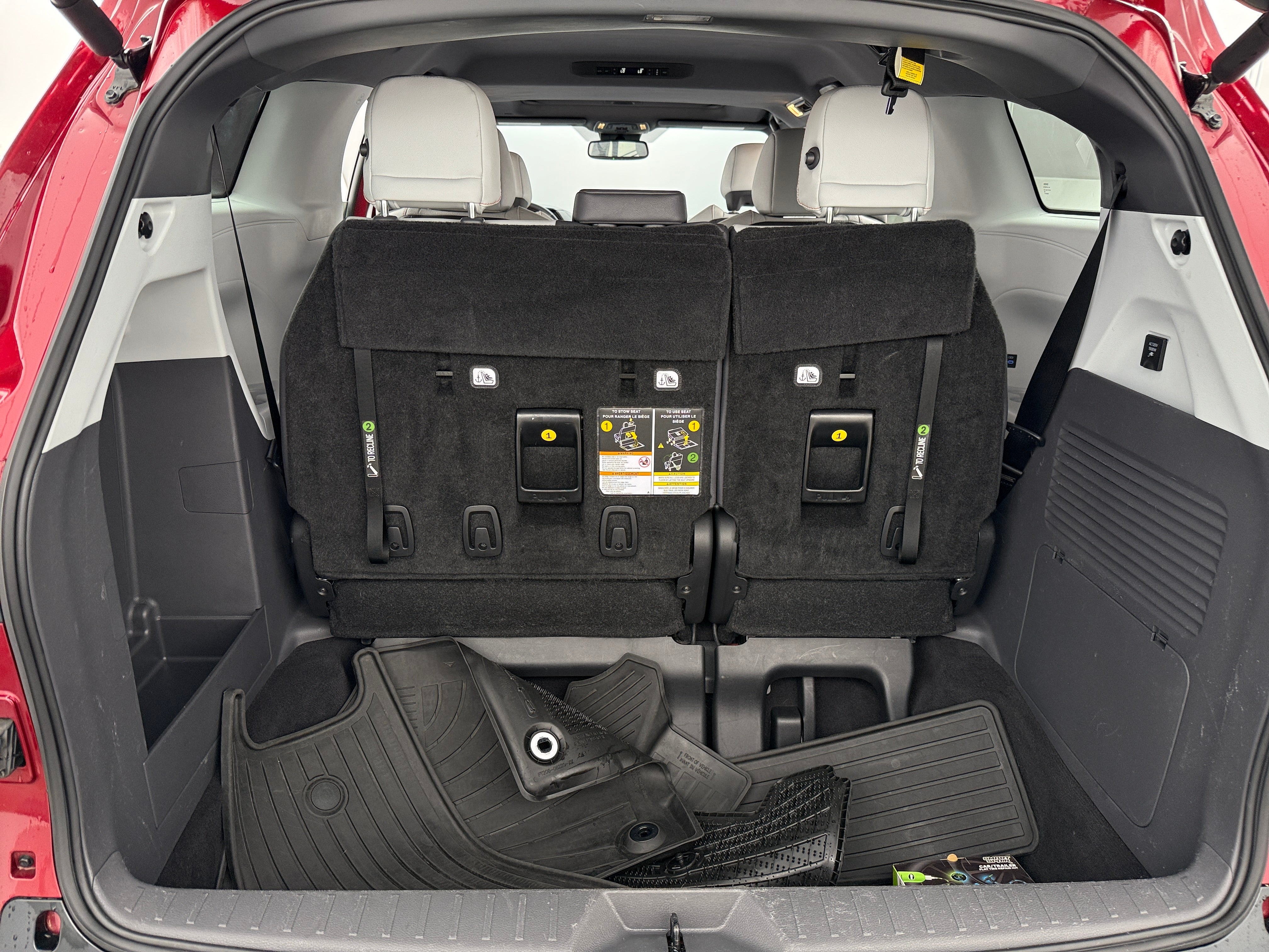 2022 Toyota Sienna XSE 6