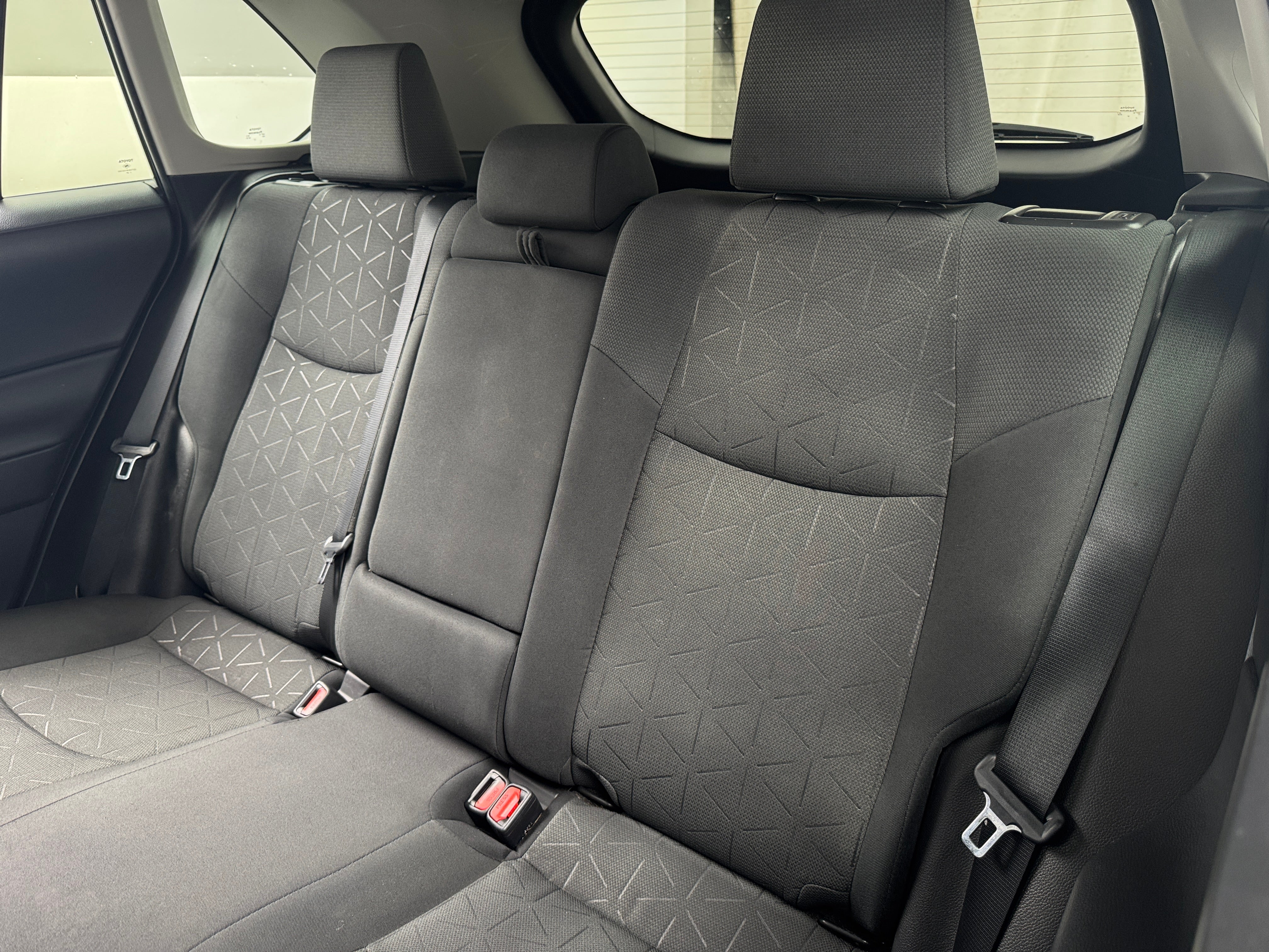 2021 Toyota RAV4 XLE 6