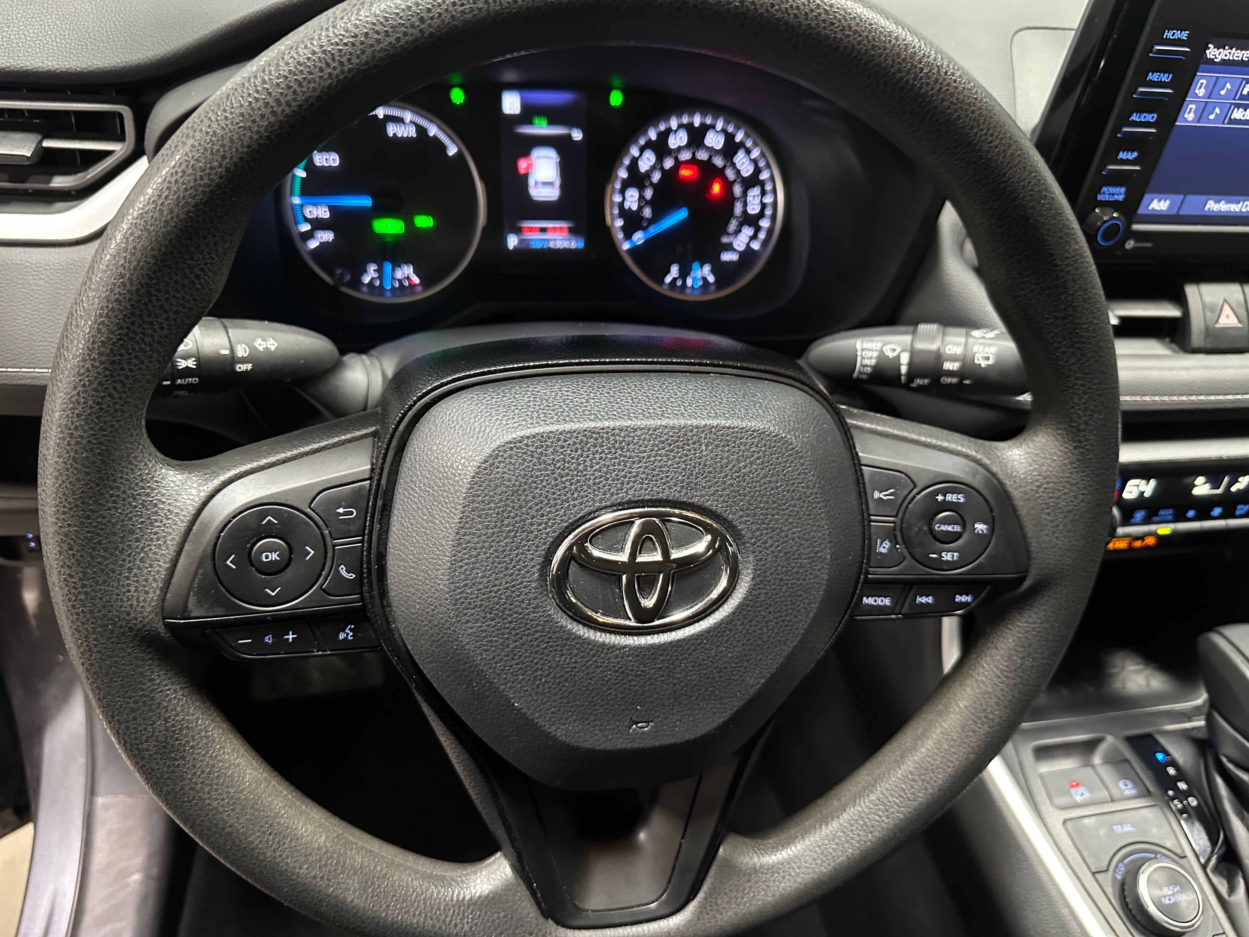 2021 Toyota RAV4 XLE 5