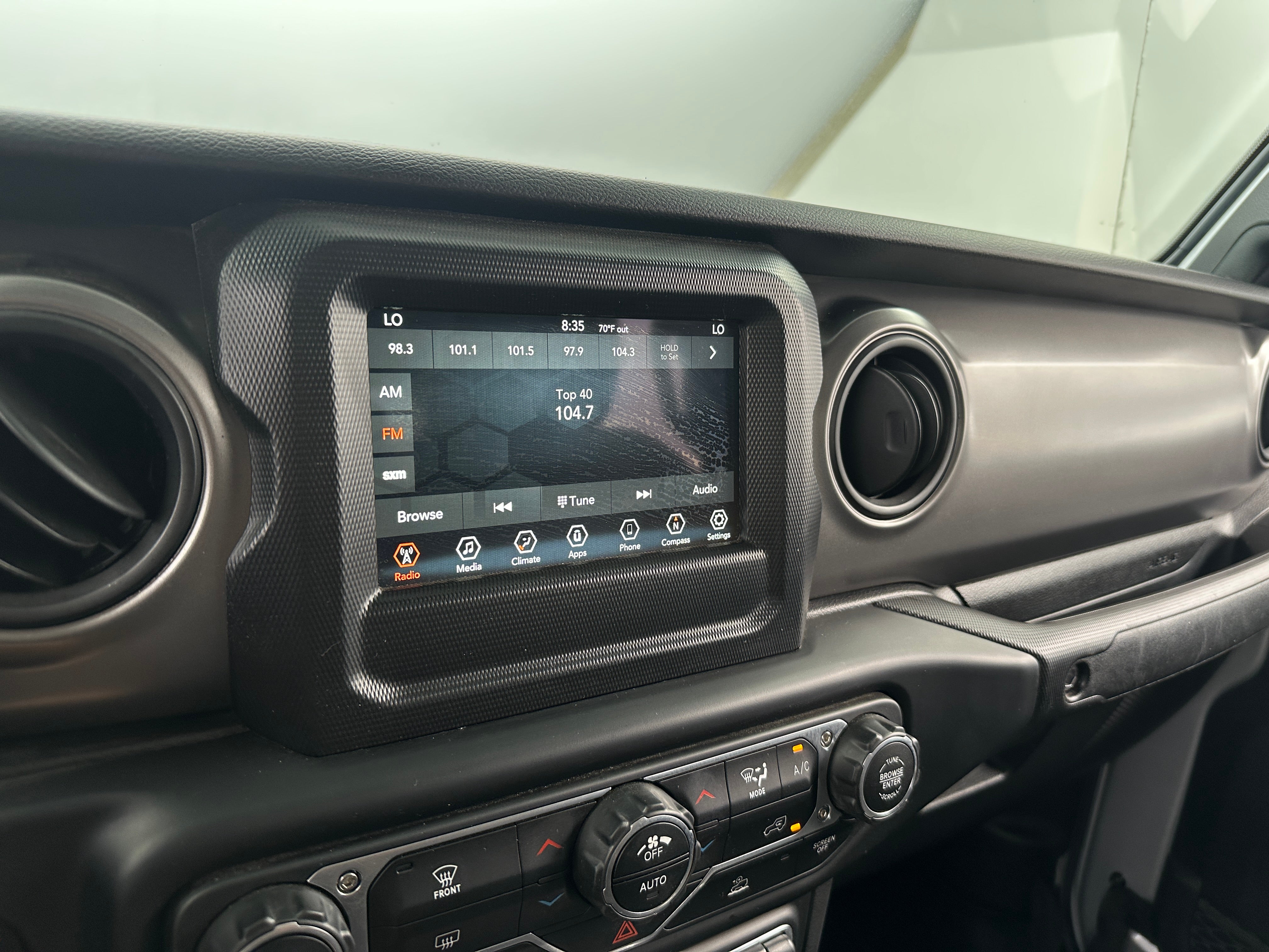 2022 Jeep Gladiator Willys 4