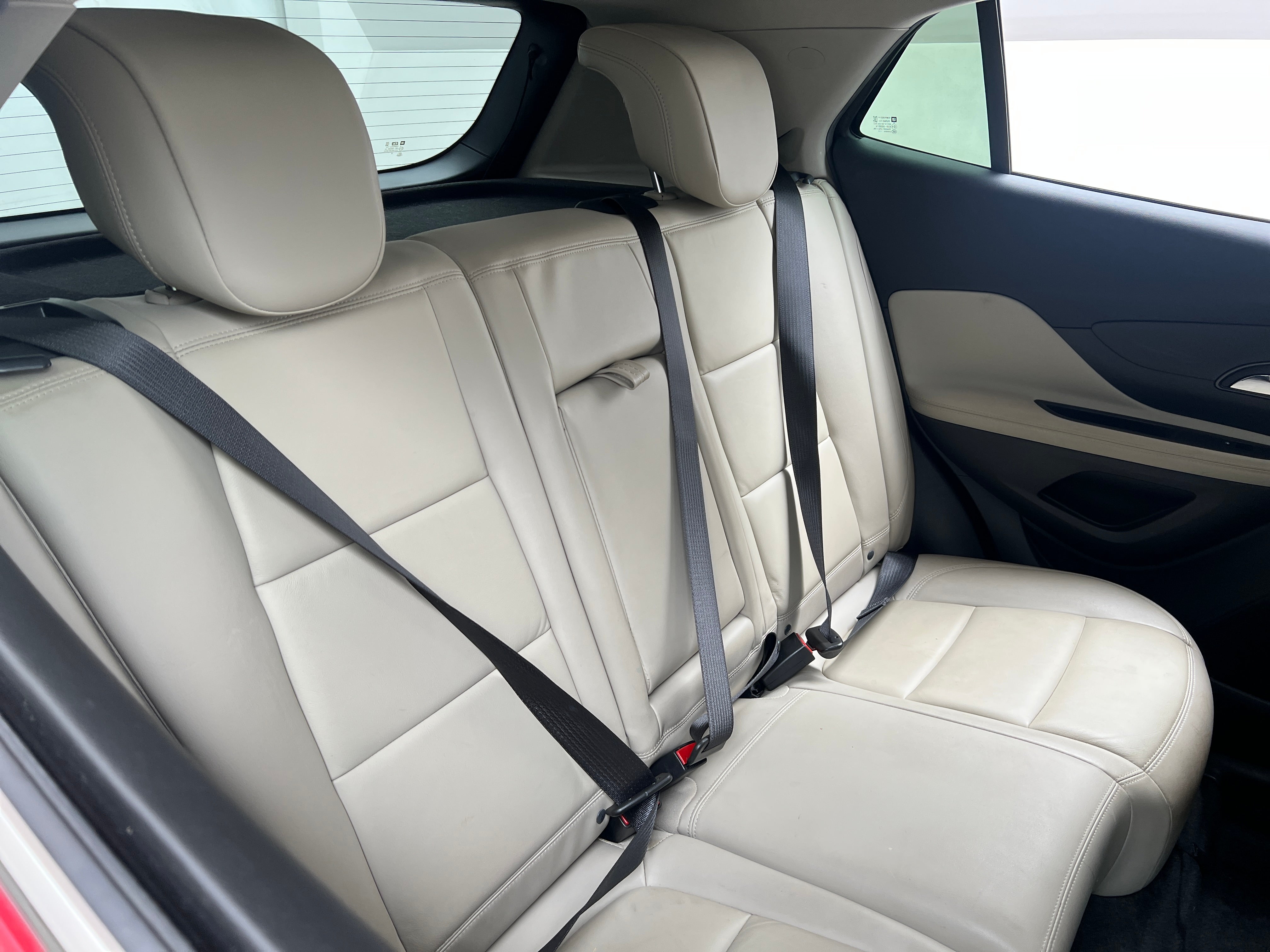 2019 Buick Encore Essence 5