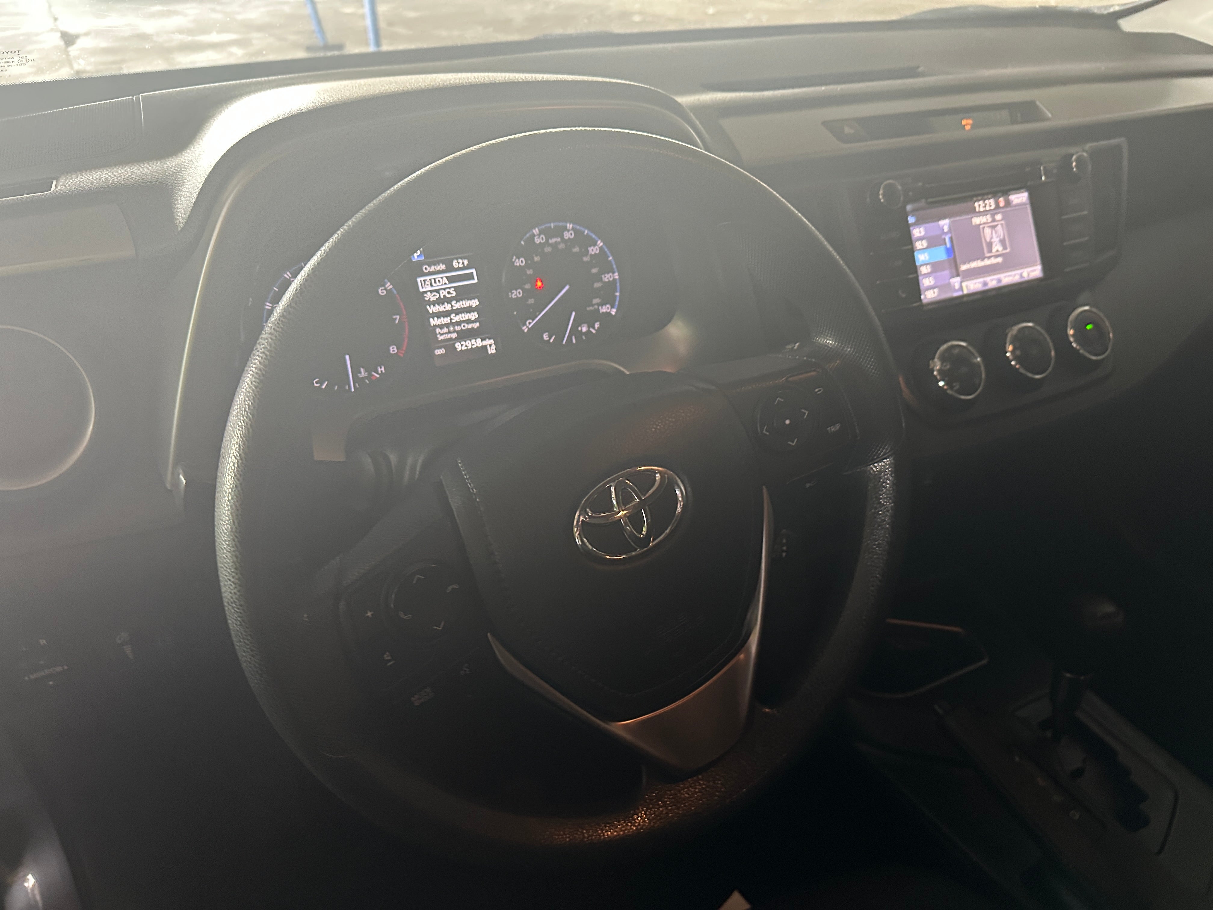 2018 Toyota RAV4 LE 5