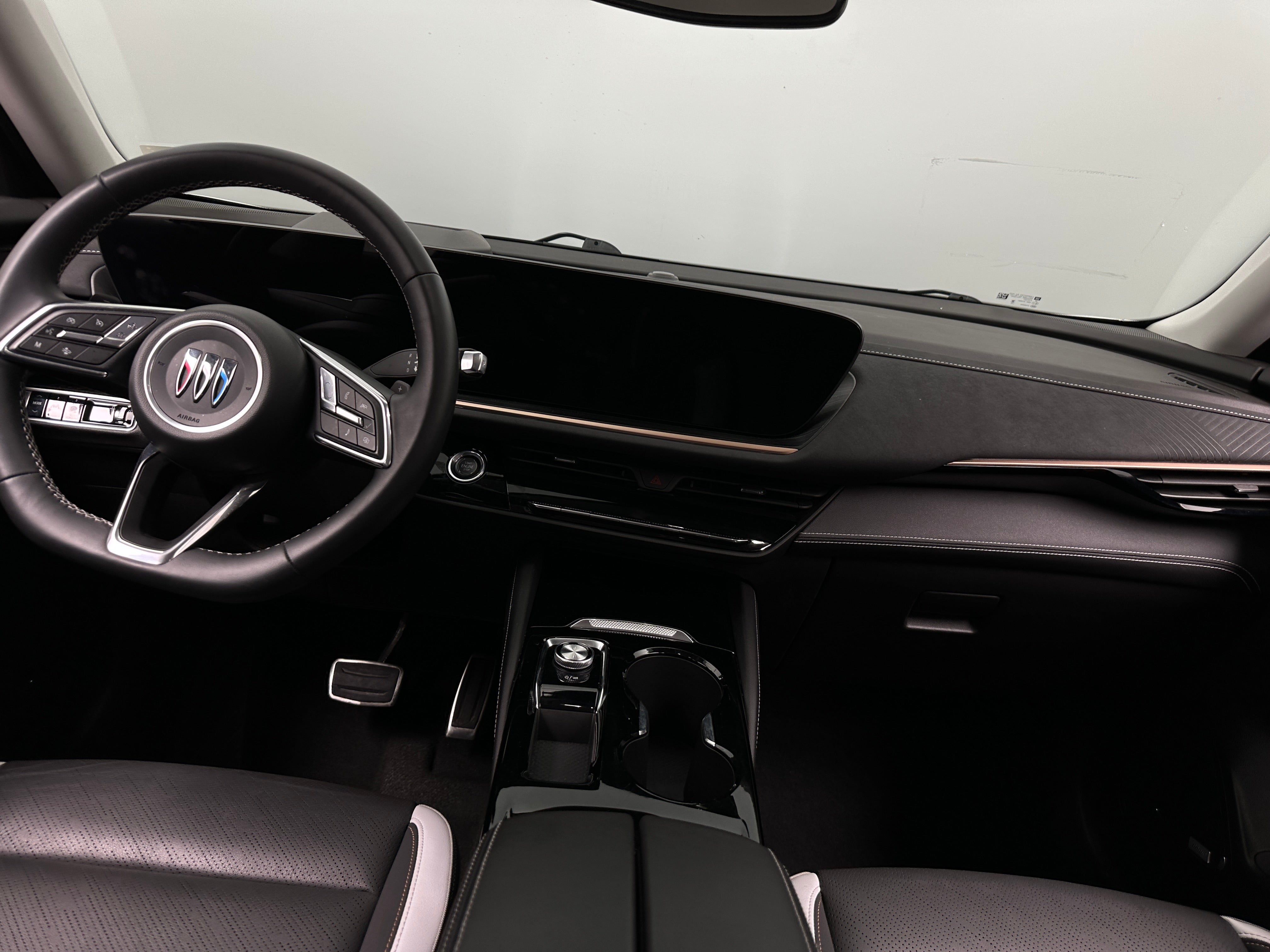 2024 Buick Envision Sport Touring 3