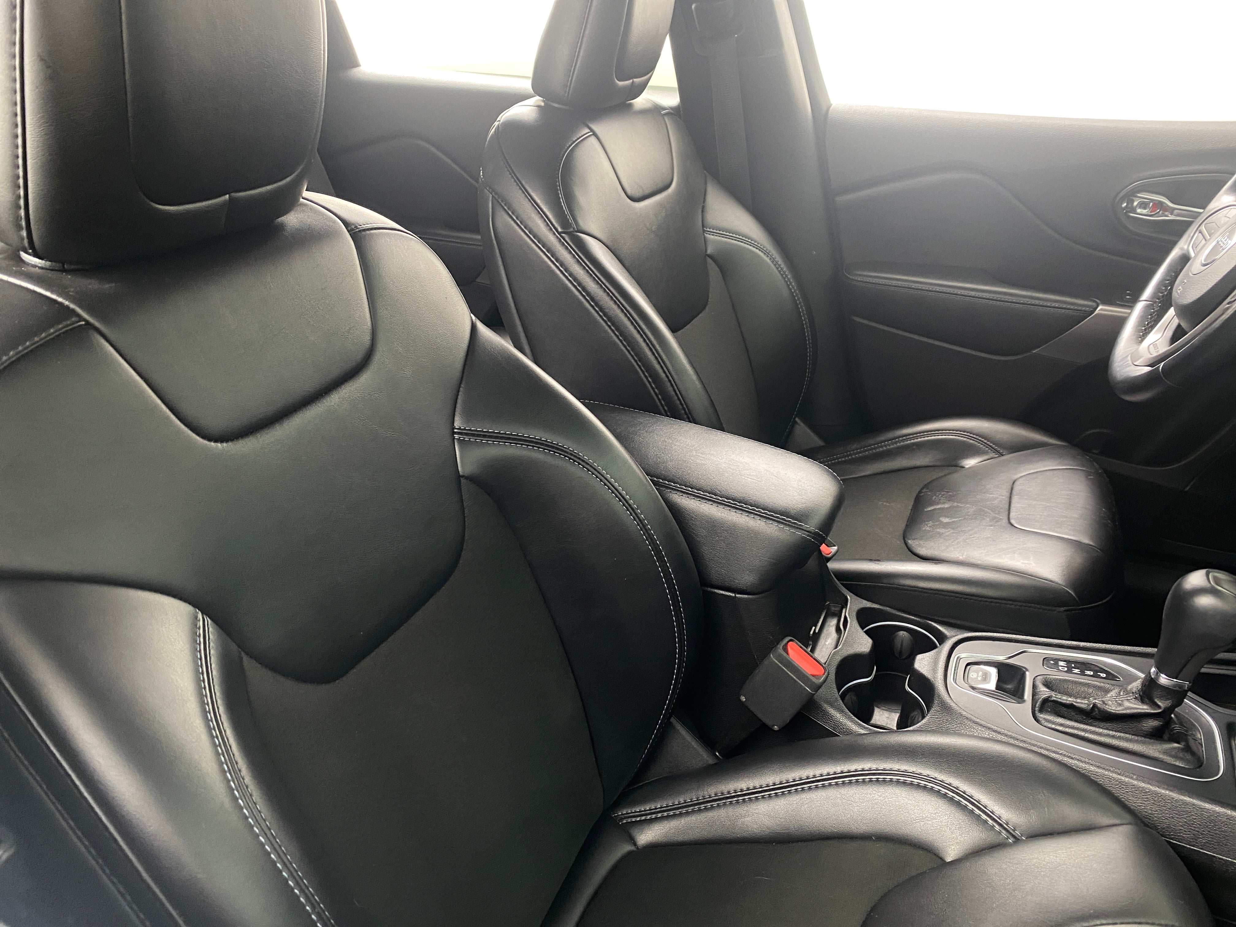 2019 Jeep Cherokee Latitude 2