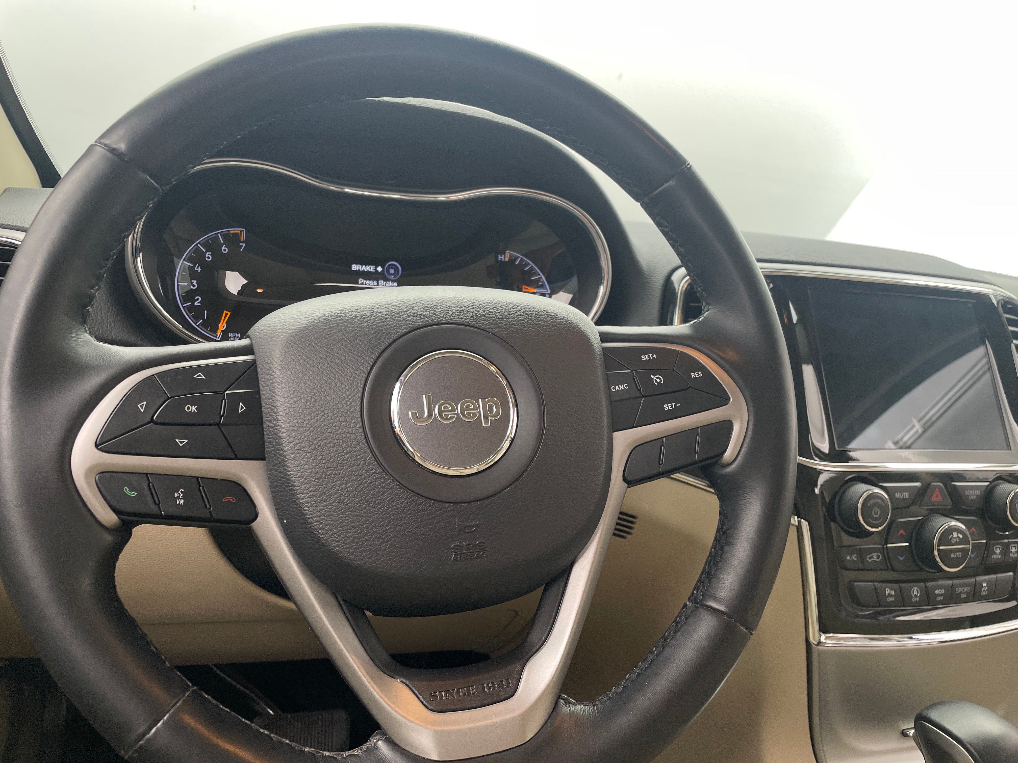 2021 Jeep Grand Cherokee Limited Edition 4