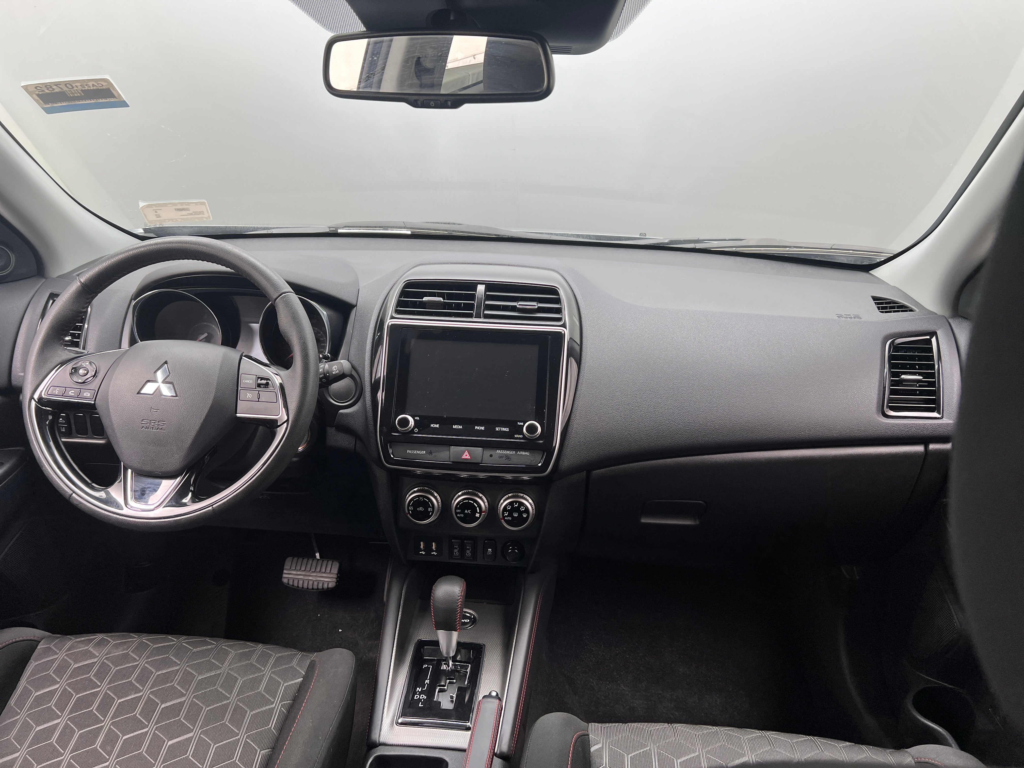 2024 Mitsubishi Outlander Sport LE 3