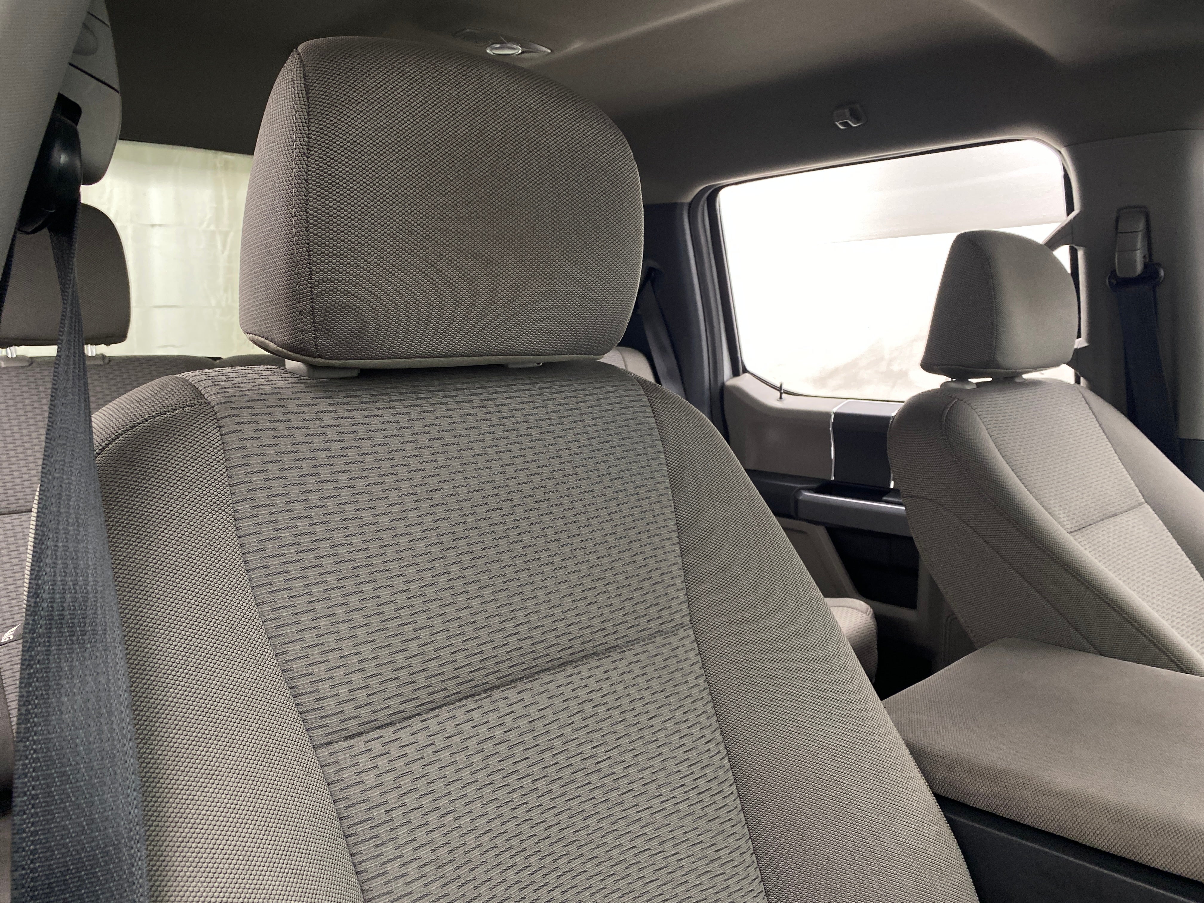 2022 Ford Econoline E-250 2