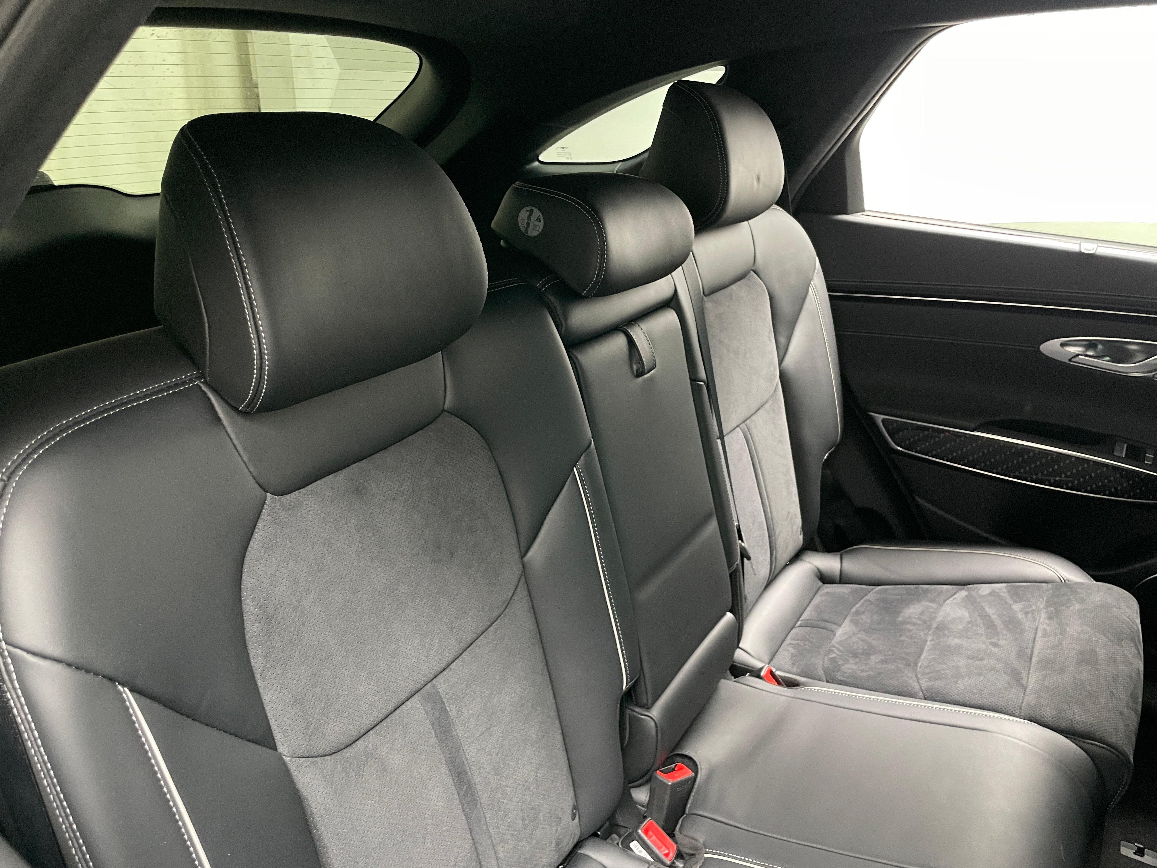 2022 Genesis GV70 Sport 5