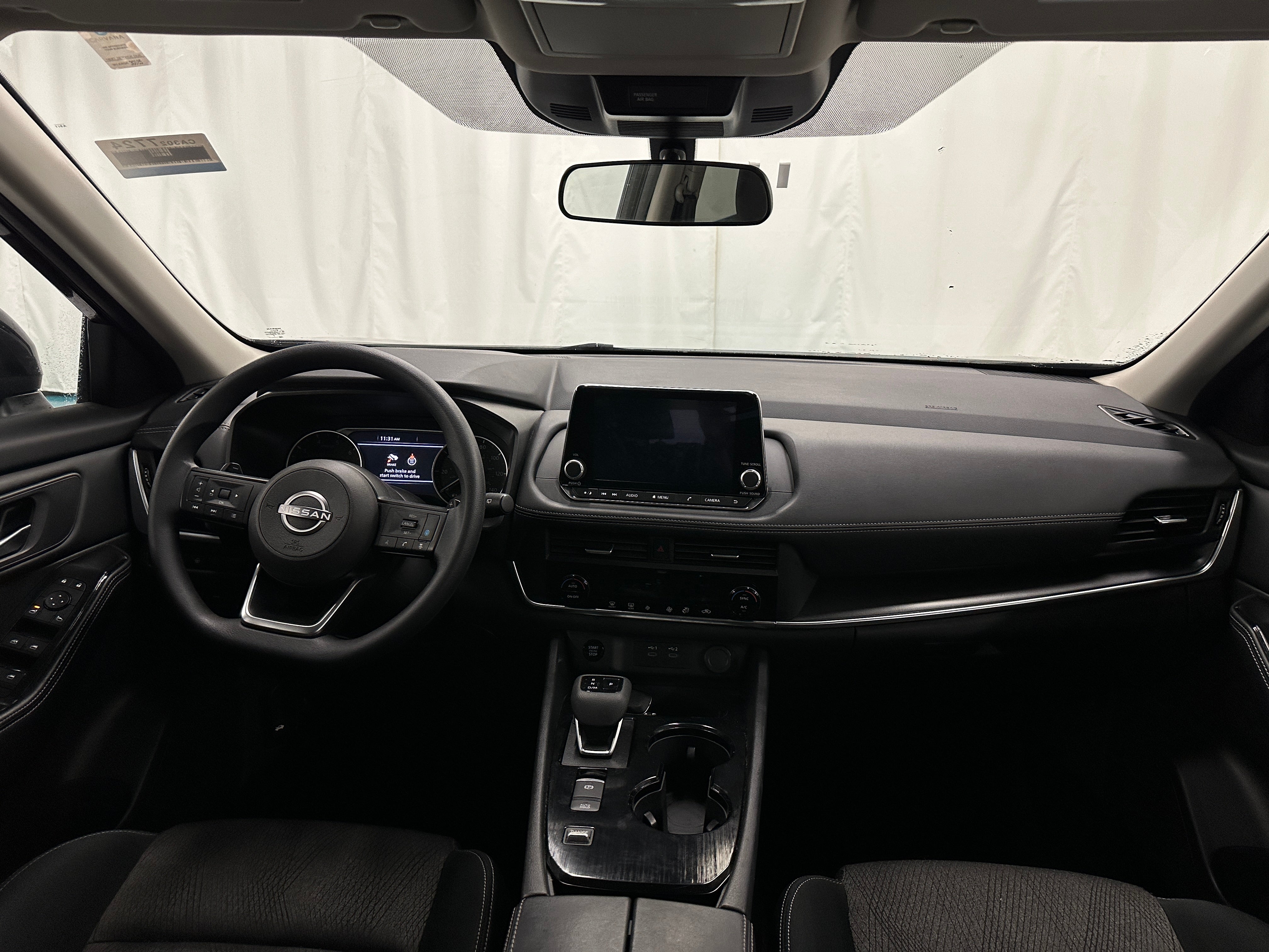 2024 Nissan Rogue SV 3