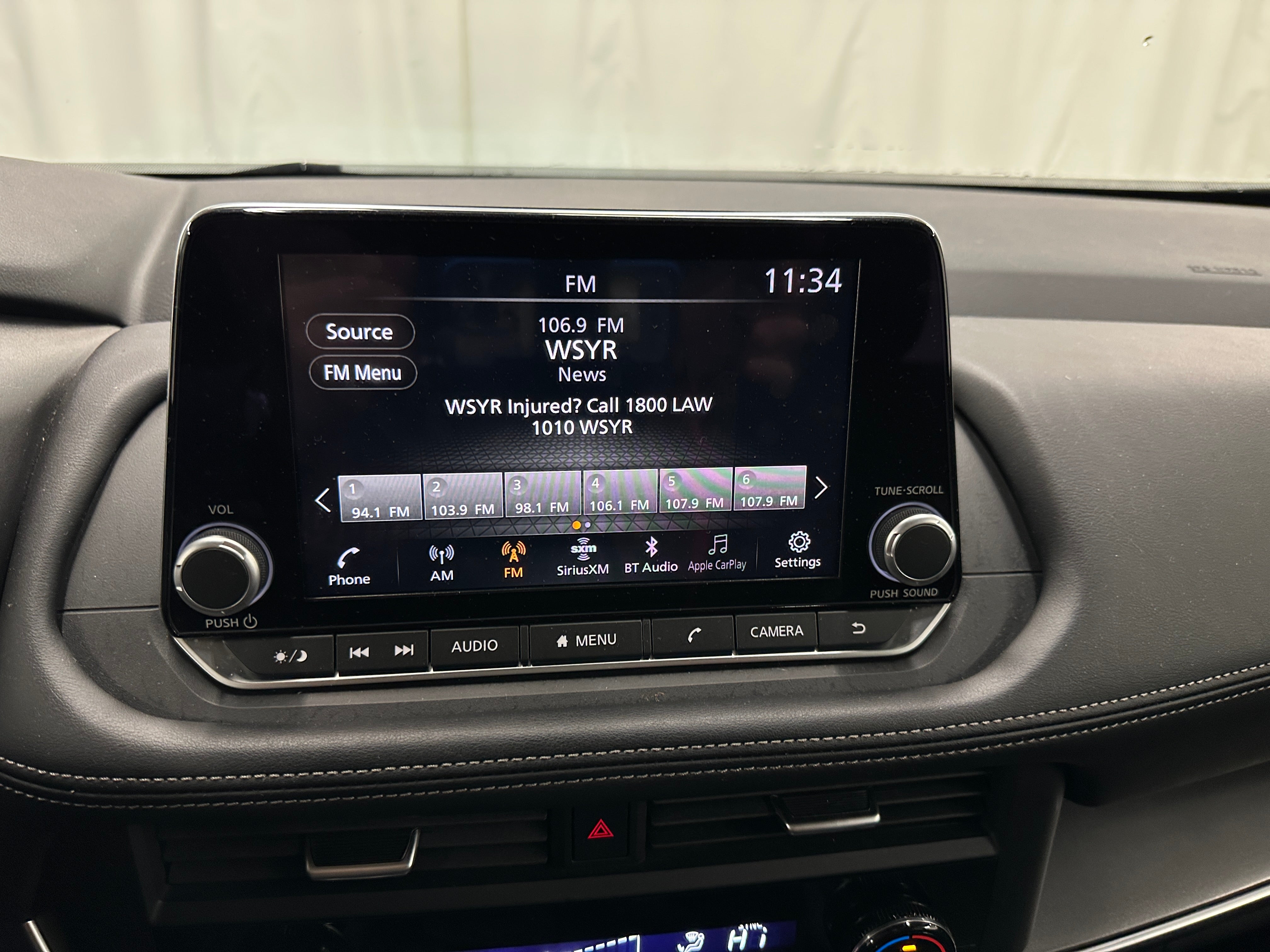 2024 Nissan Rogue SV 4