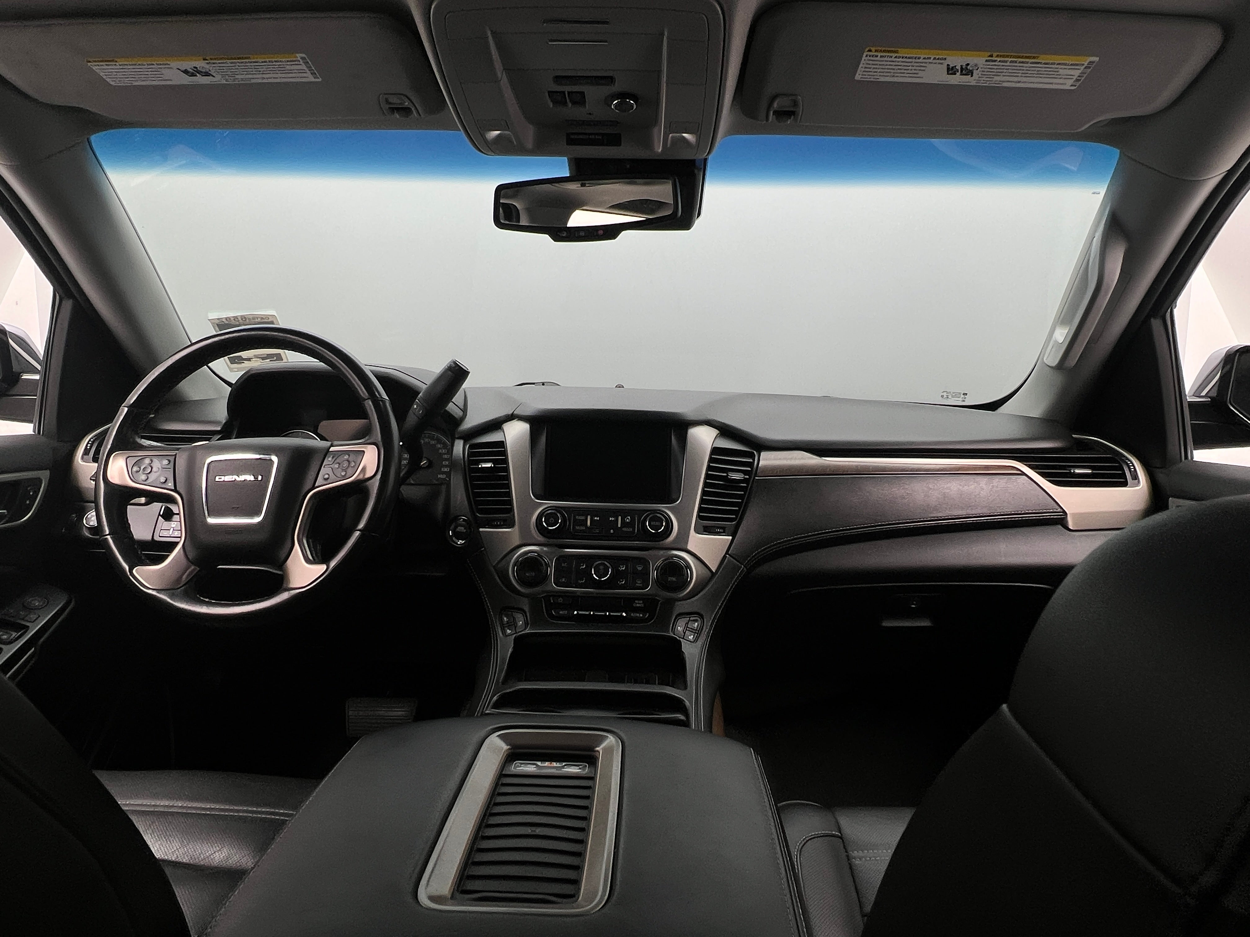 2019 GMC Yukon XL Denali 2