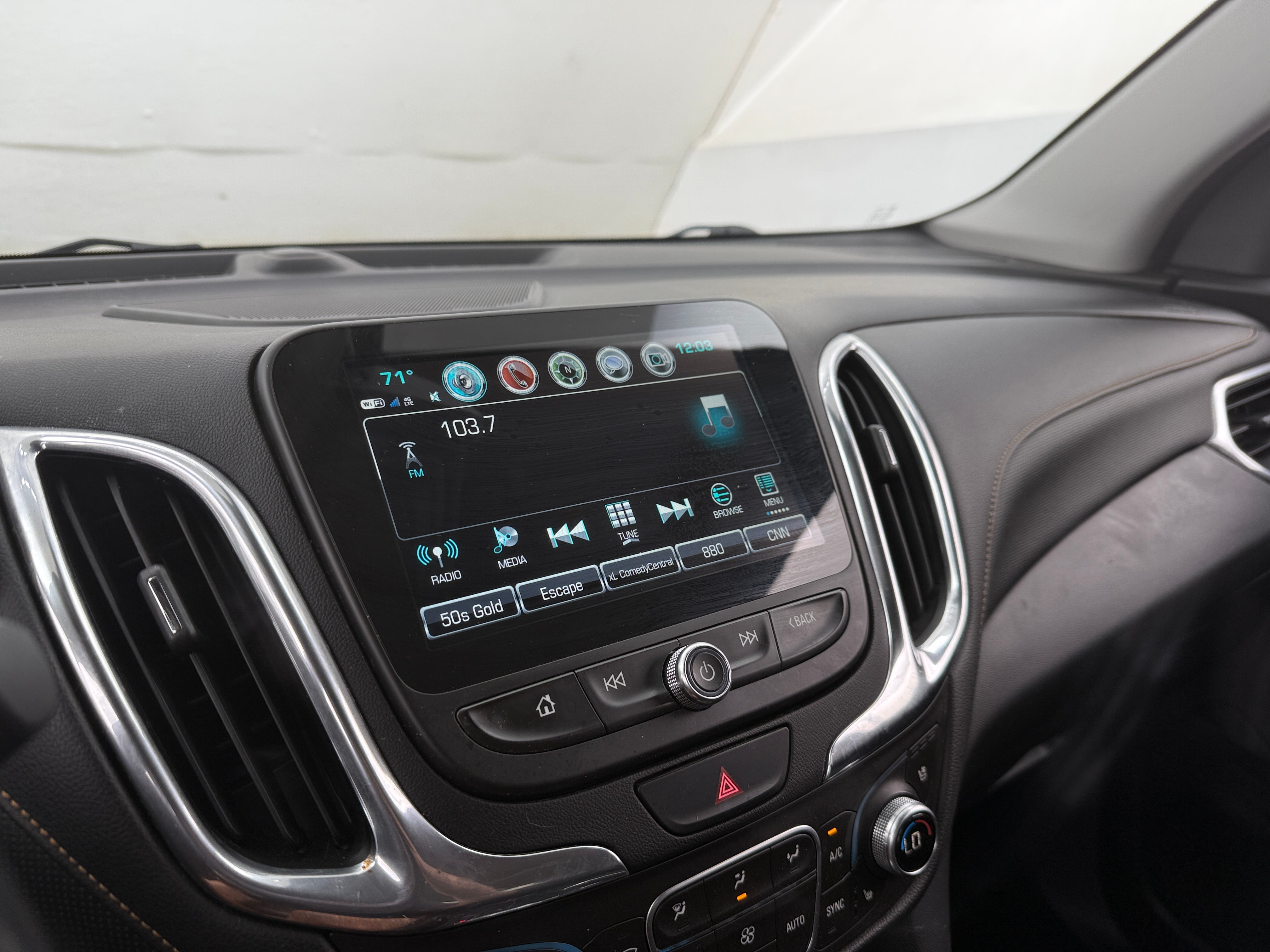 2018 Chevrolet Equinox Premier 3