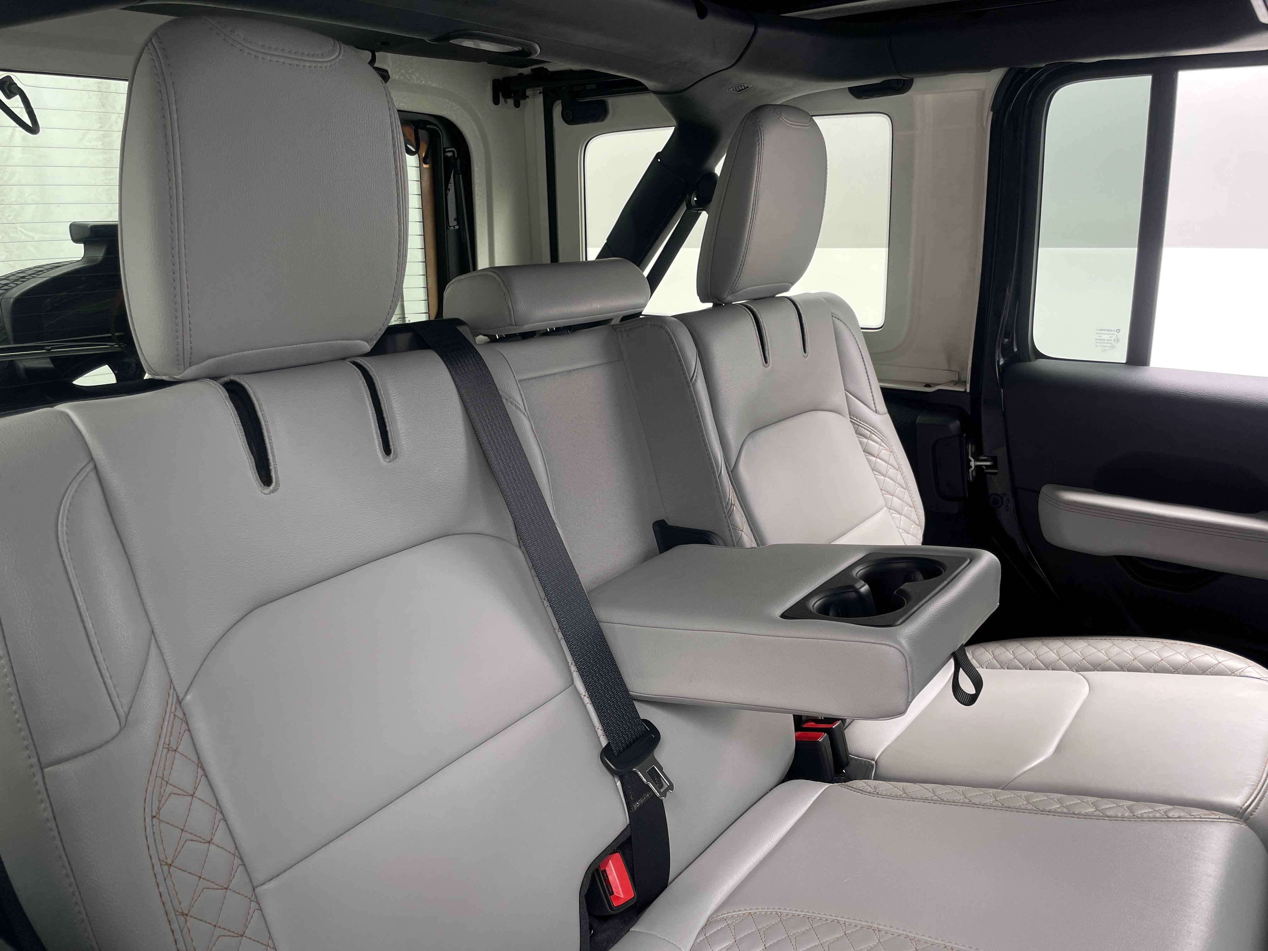2021 Jeep Wrangler Unlimited Altitude 5
