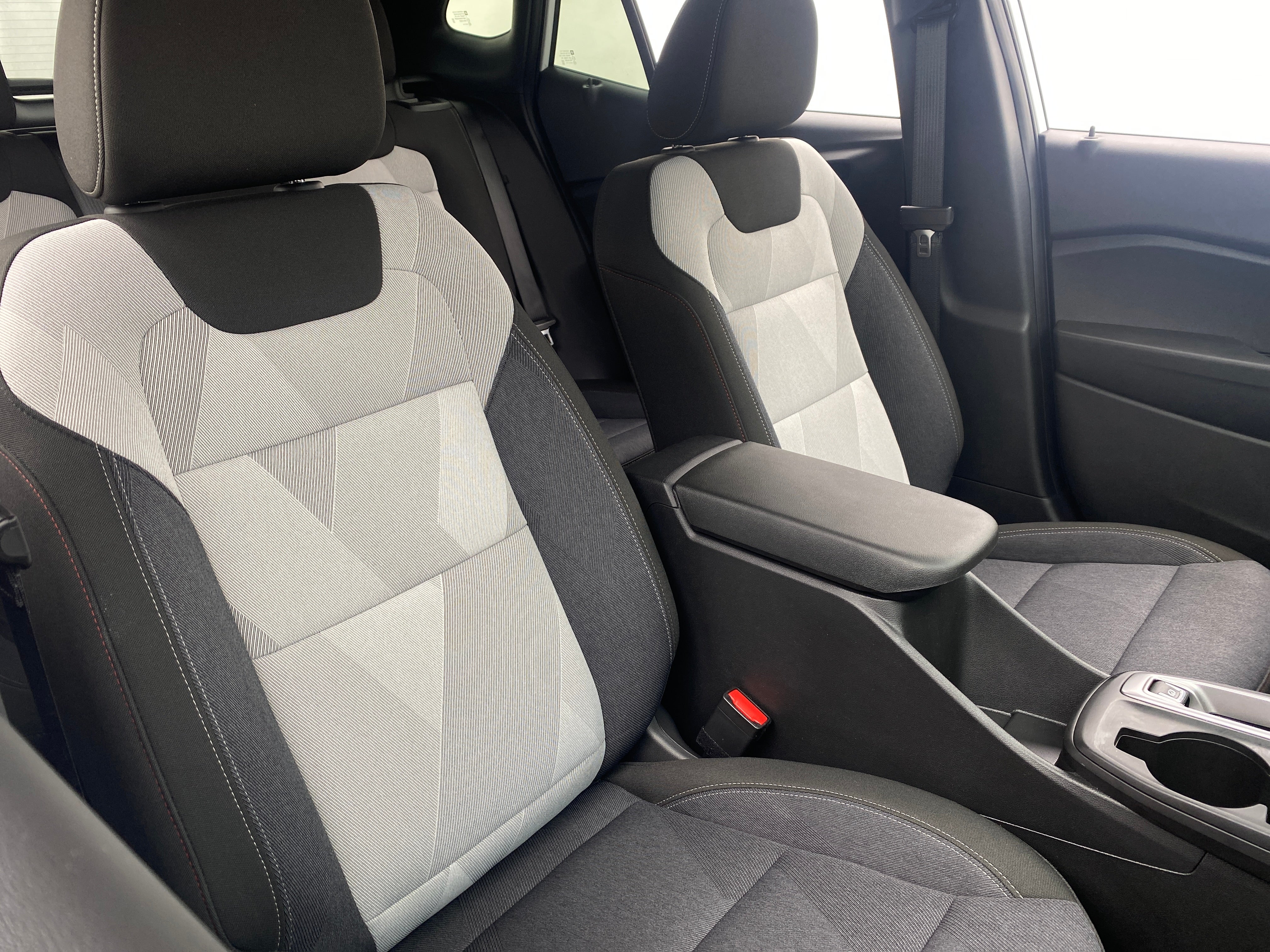 2024 Chevrolet Trax RS 2