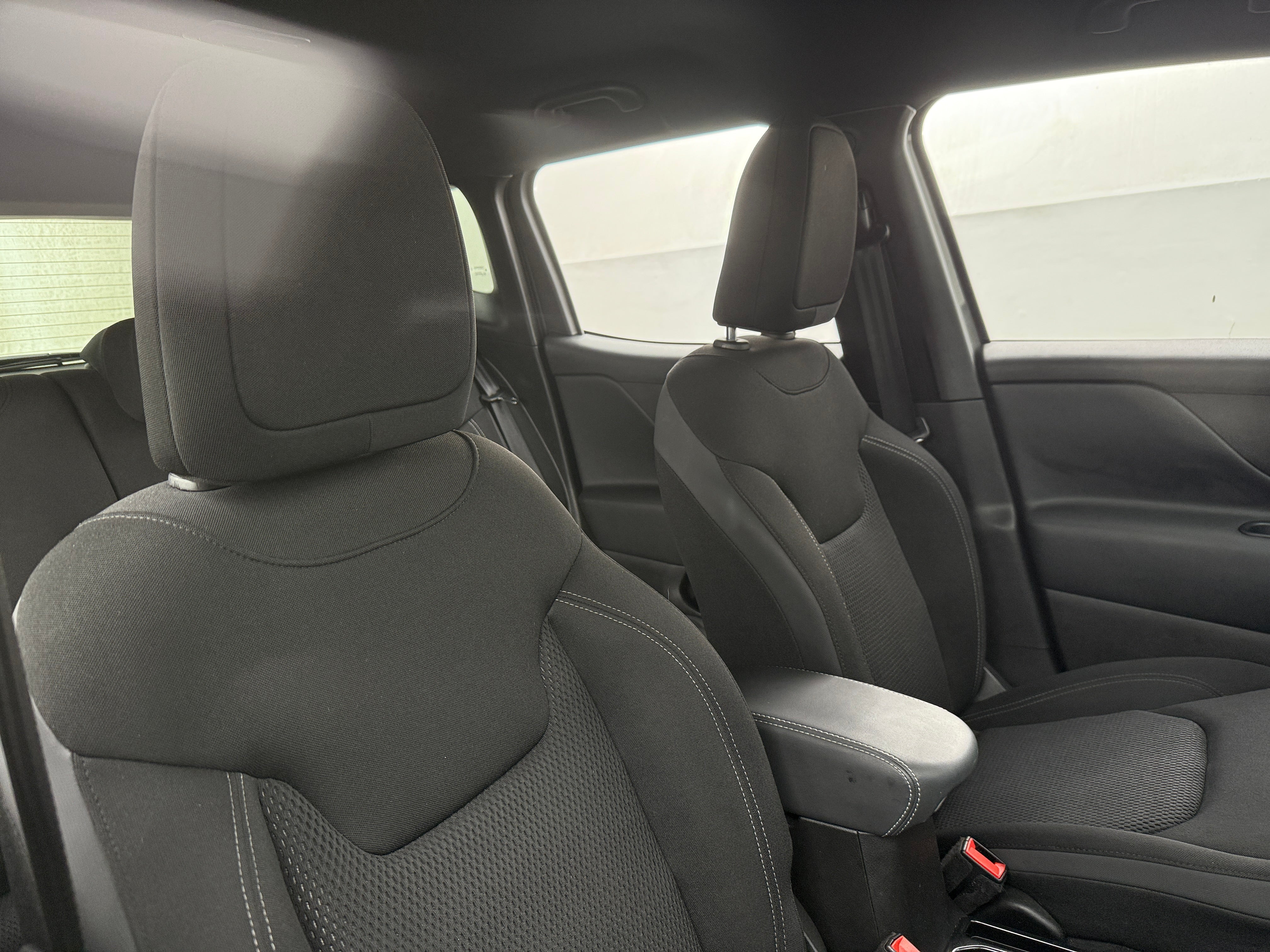 2022 Jeep Renegade Altitude 2