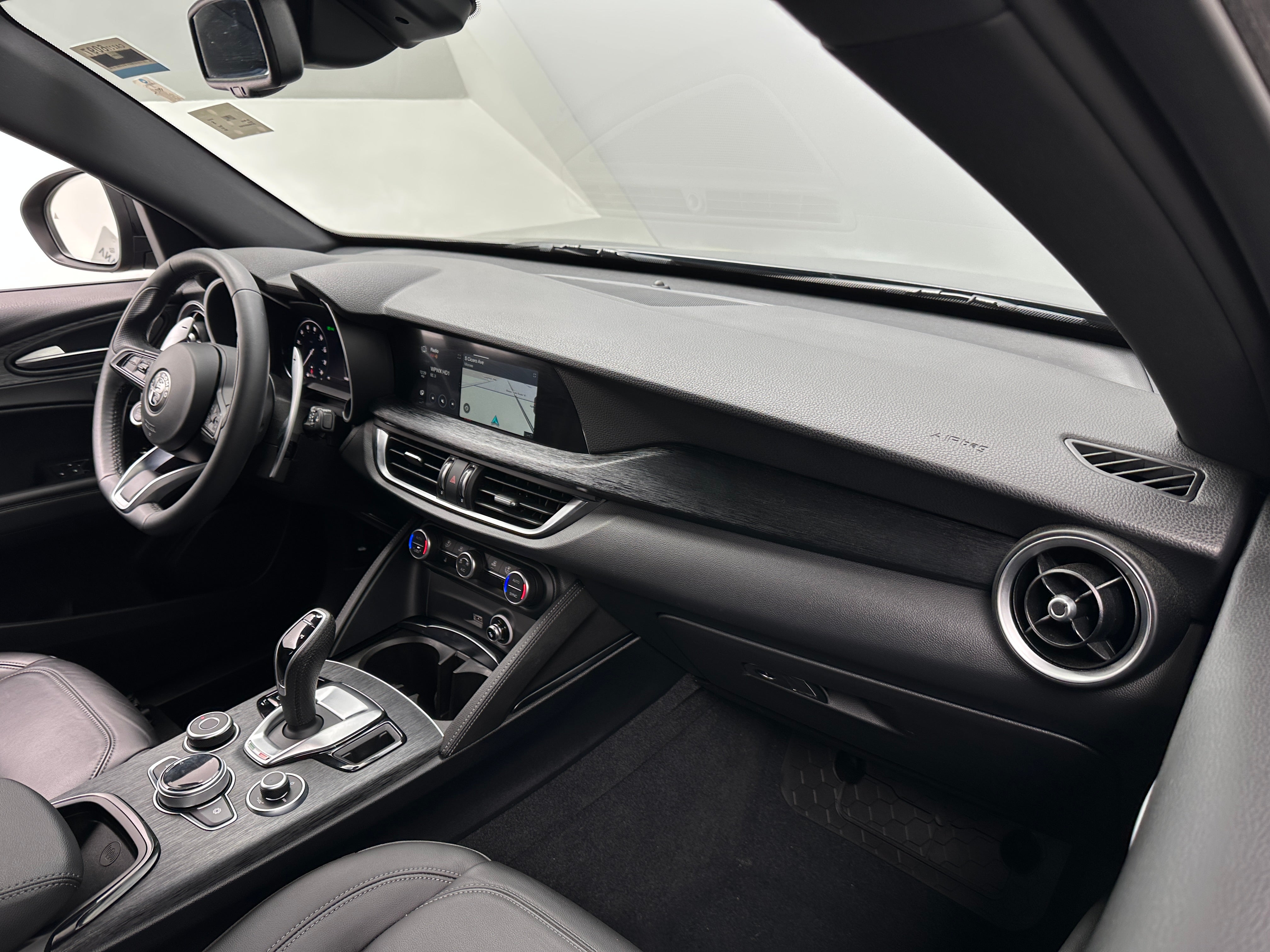 2024 Alfa Romeo Stelvio Sprint 2