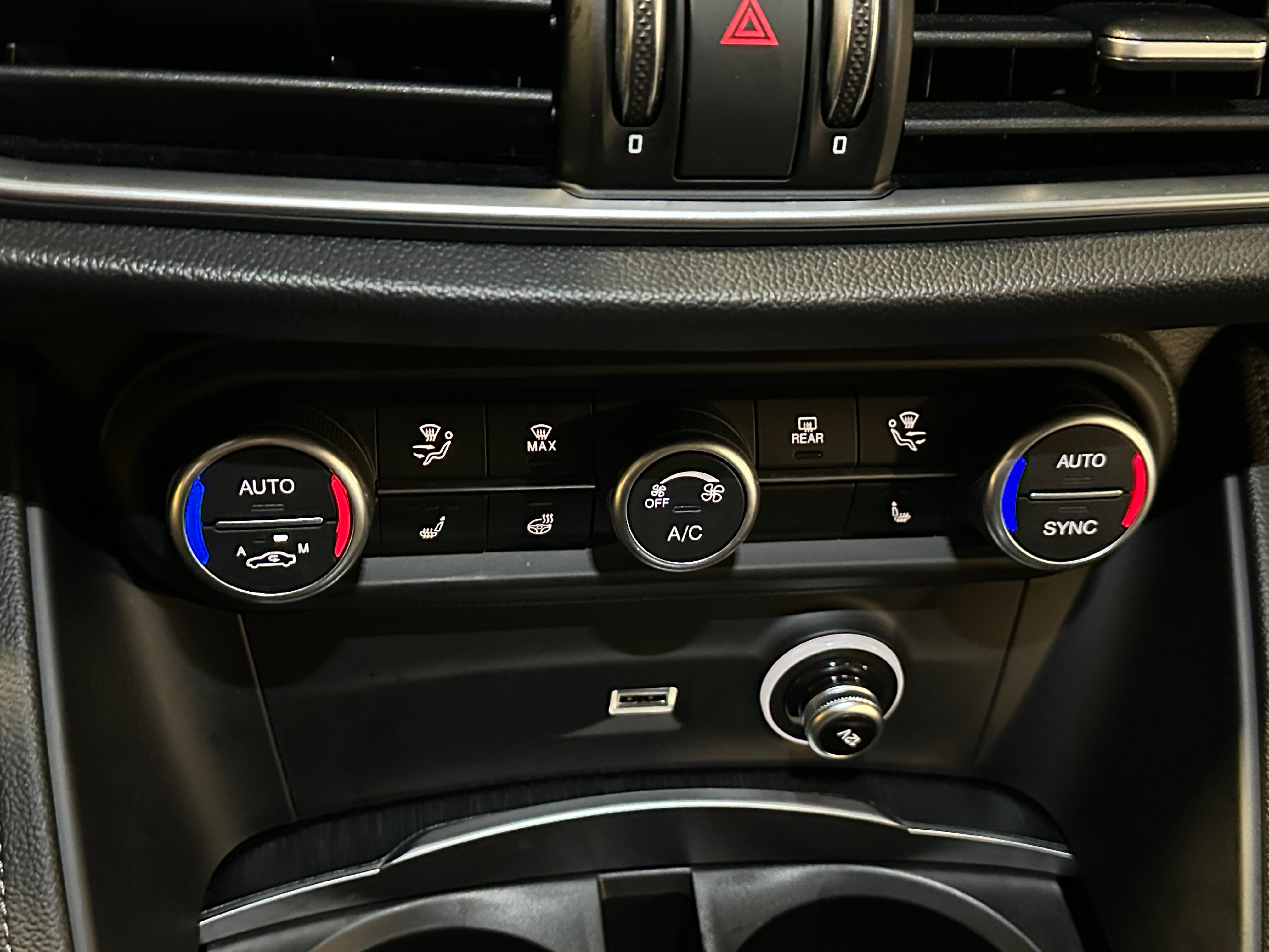 2024 Alfa Romeo Stelvio Sprint 3