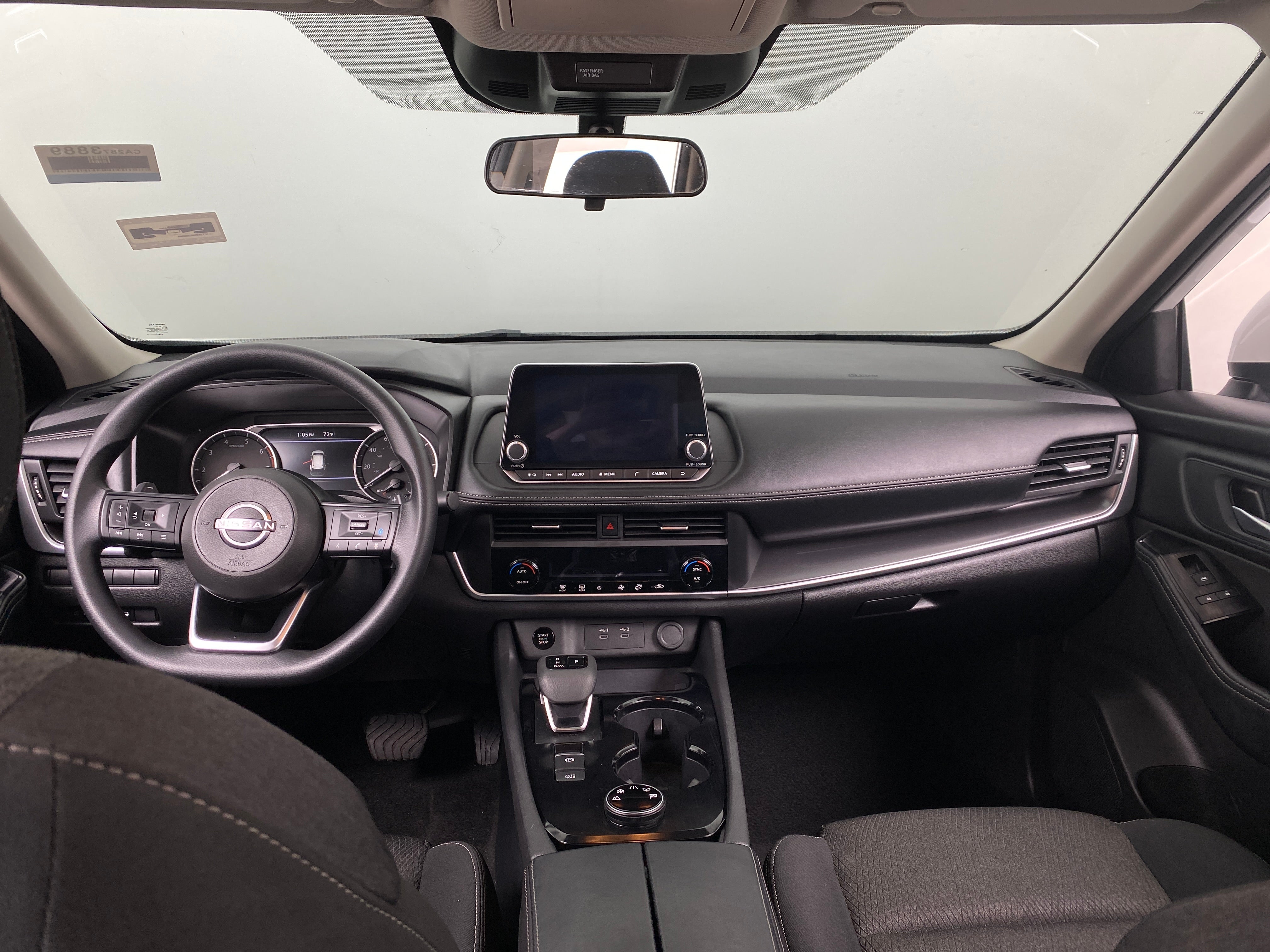 2024 Nissan Rogue SV 3