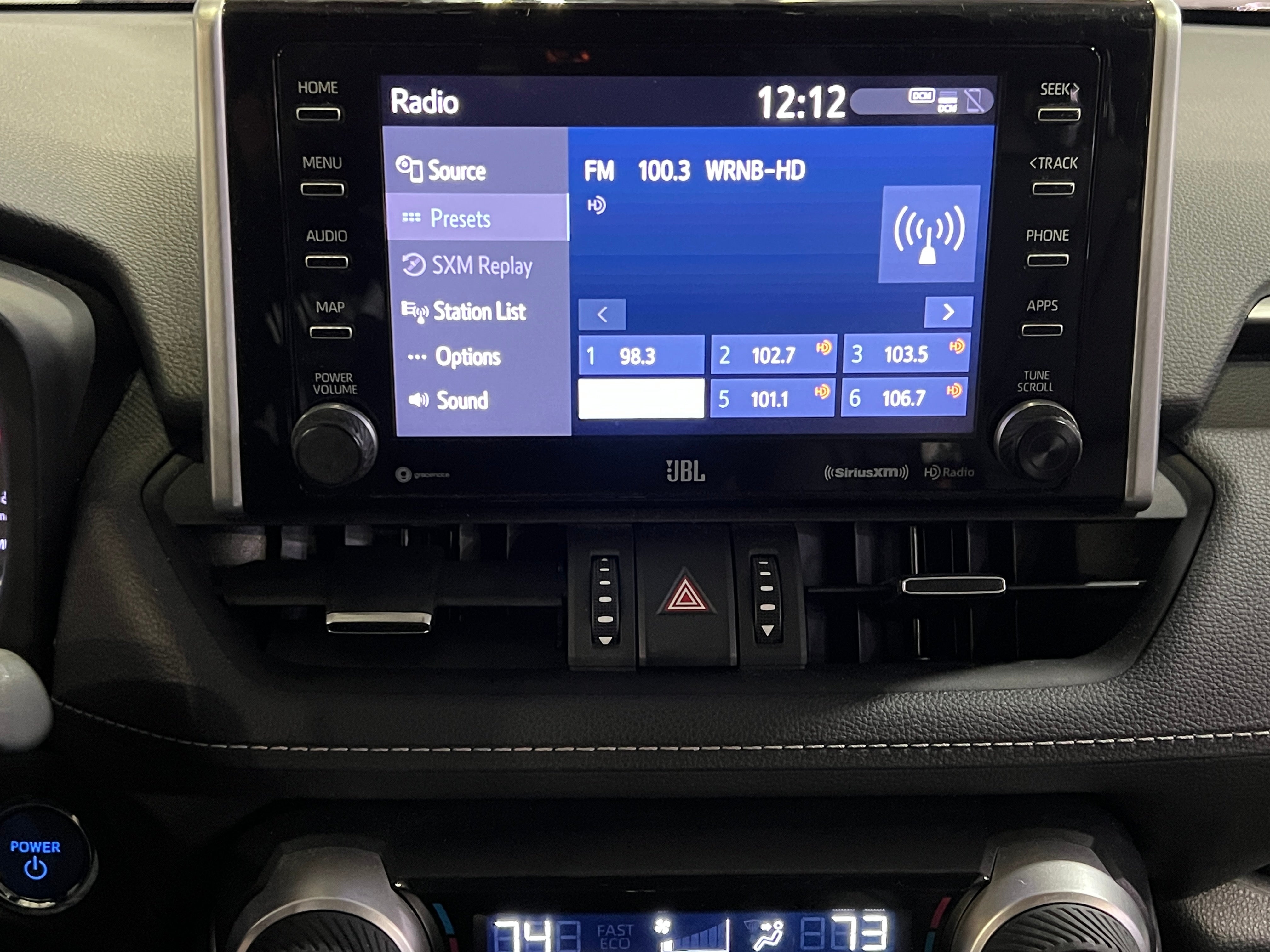 2021 Toyota RAV4 XLE Premium 3