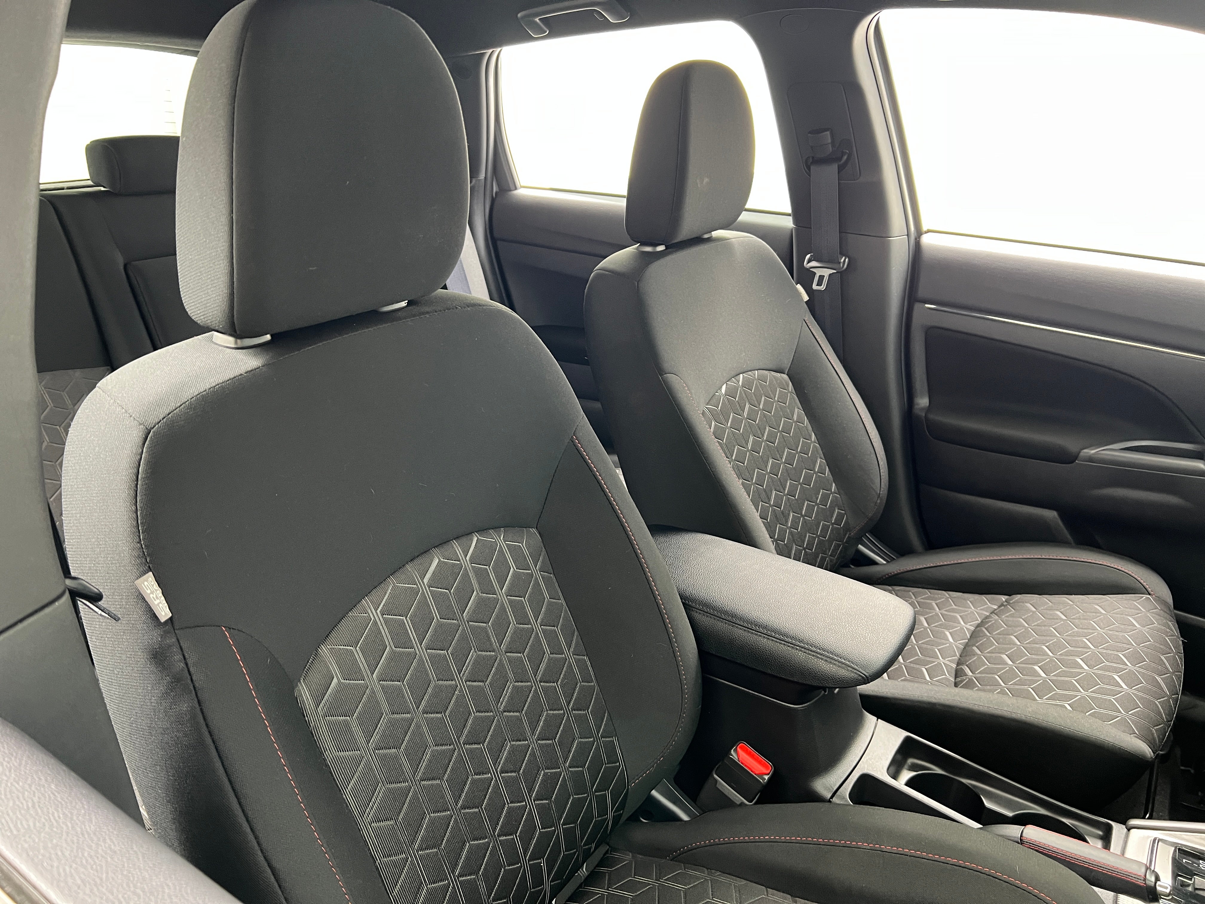 2024 Mitsubishi Outlander Sport Trail Edition 2