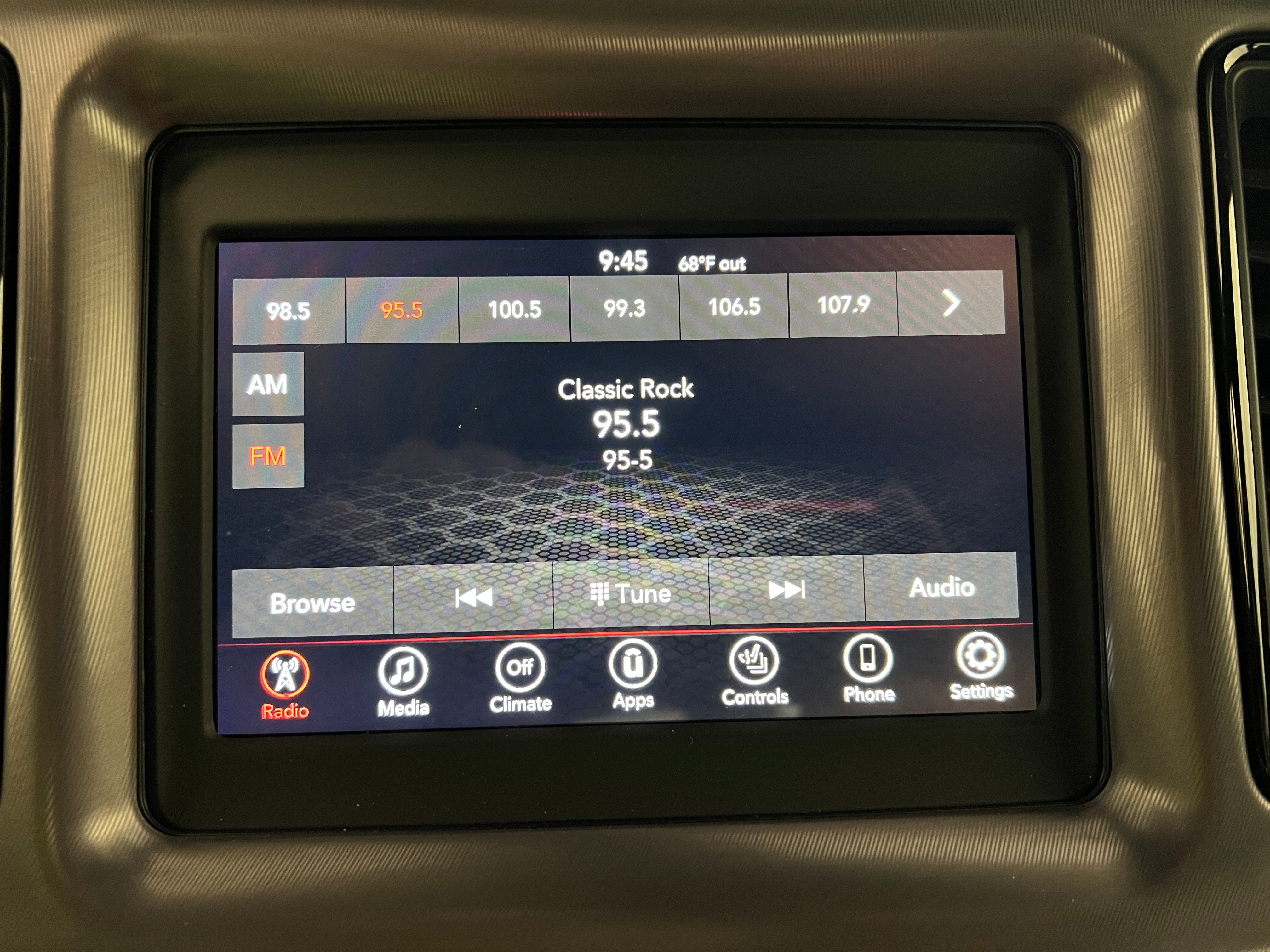2023 Dodge Challenger SXT 4