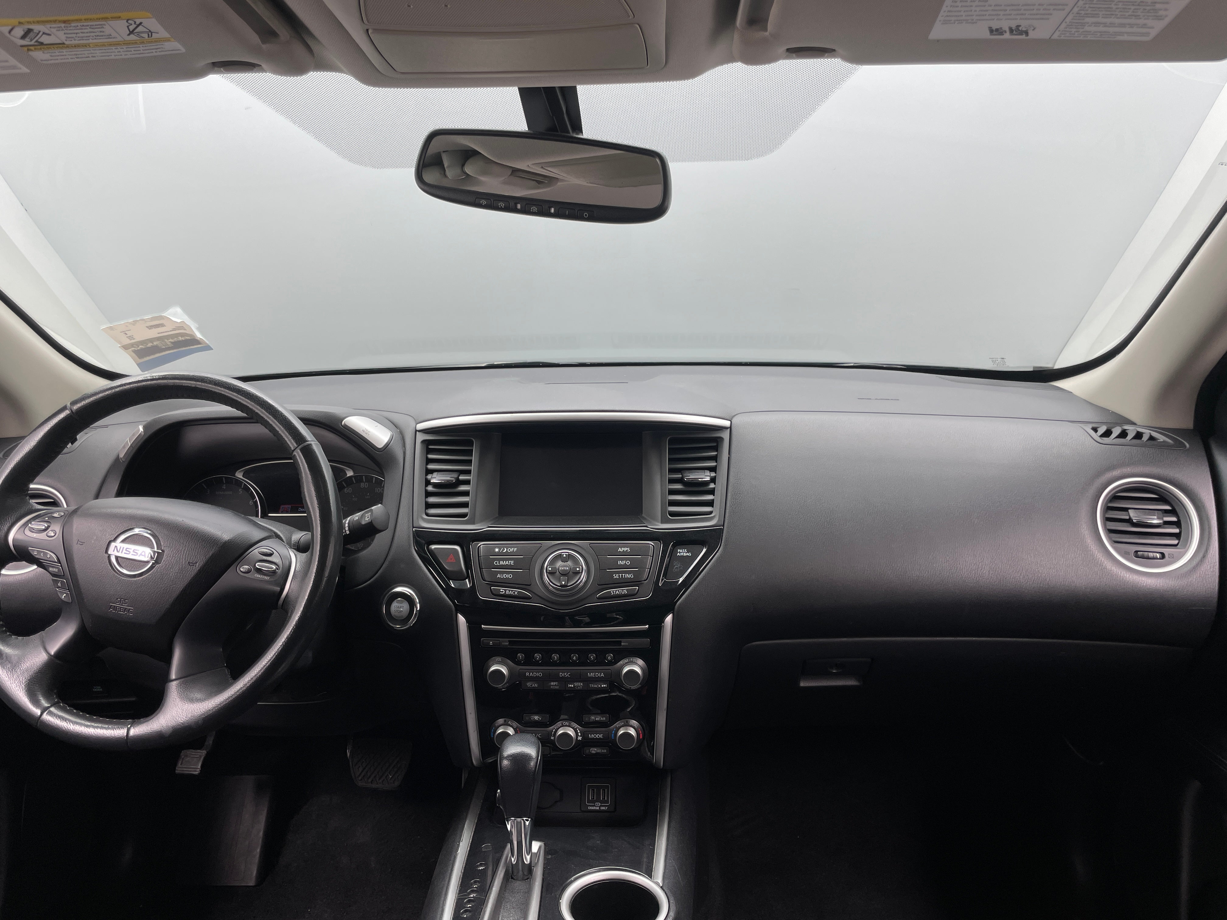 2018 Nissan Pathfinder SV 2