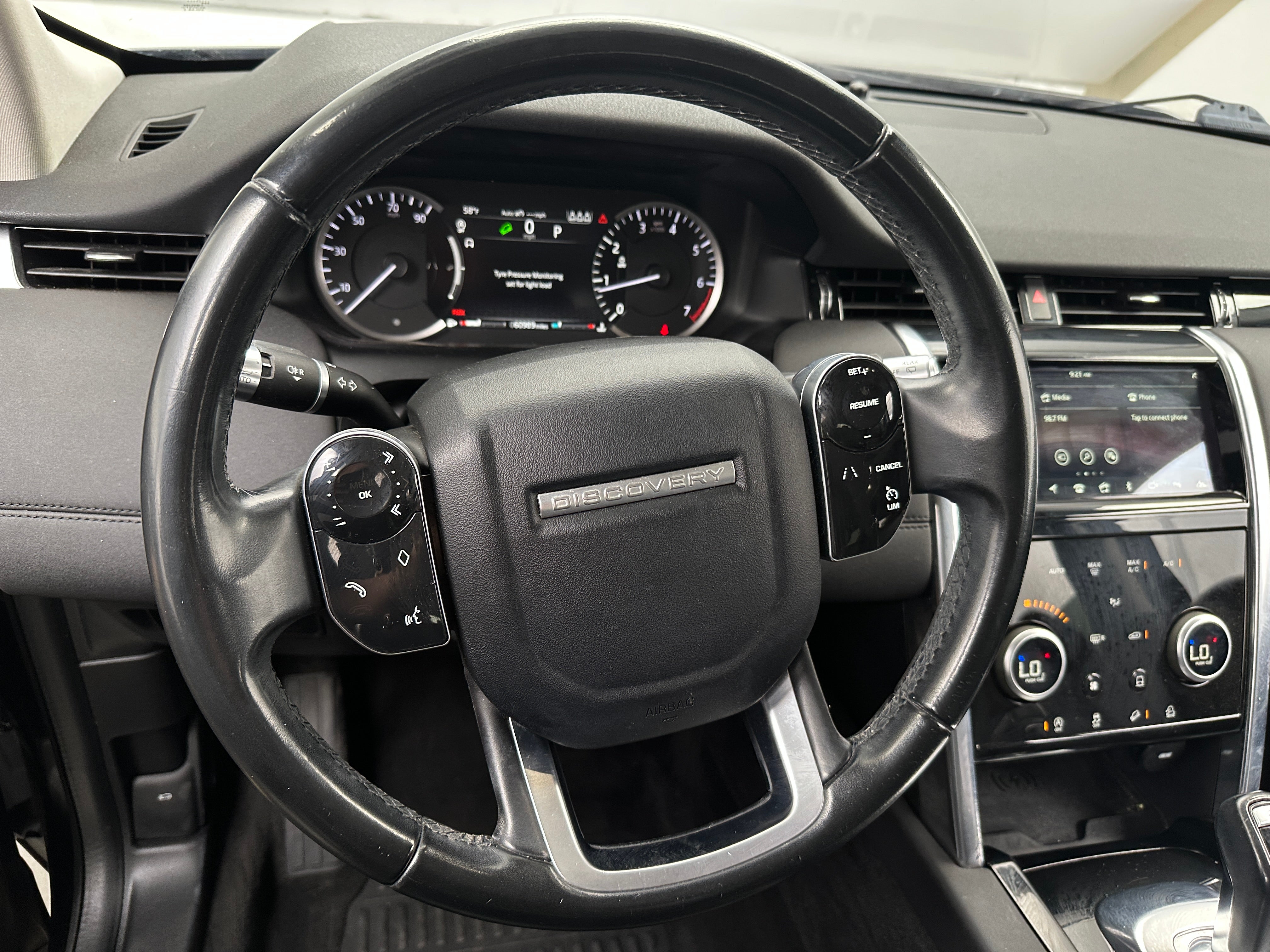 2020 Land Rover Discovery Sport S 4