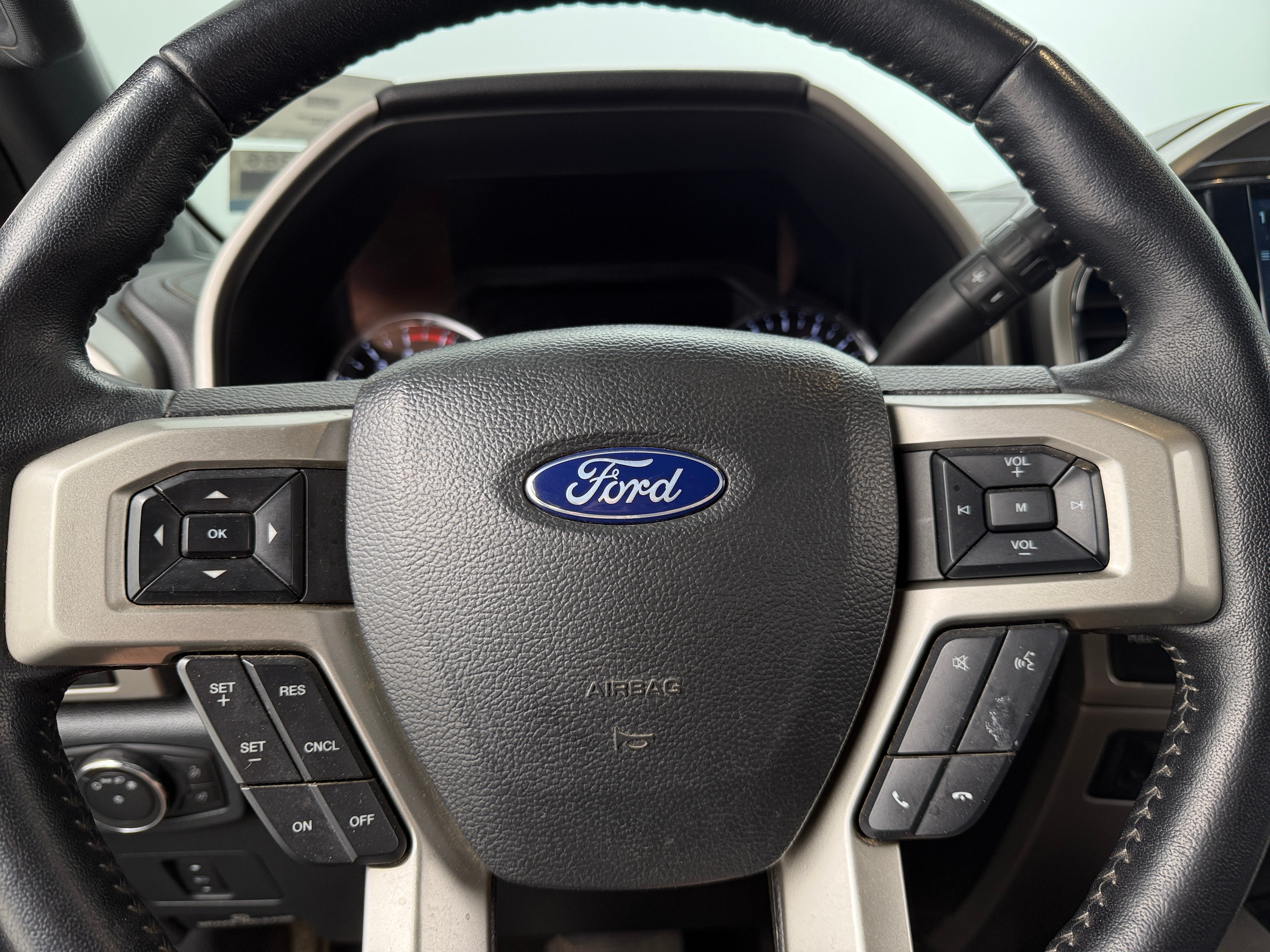 2022 Ford Econoline E-250 4
