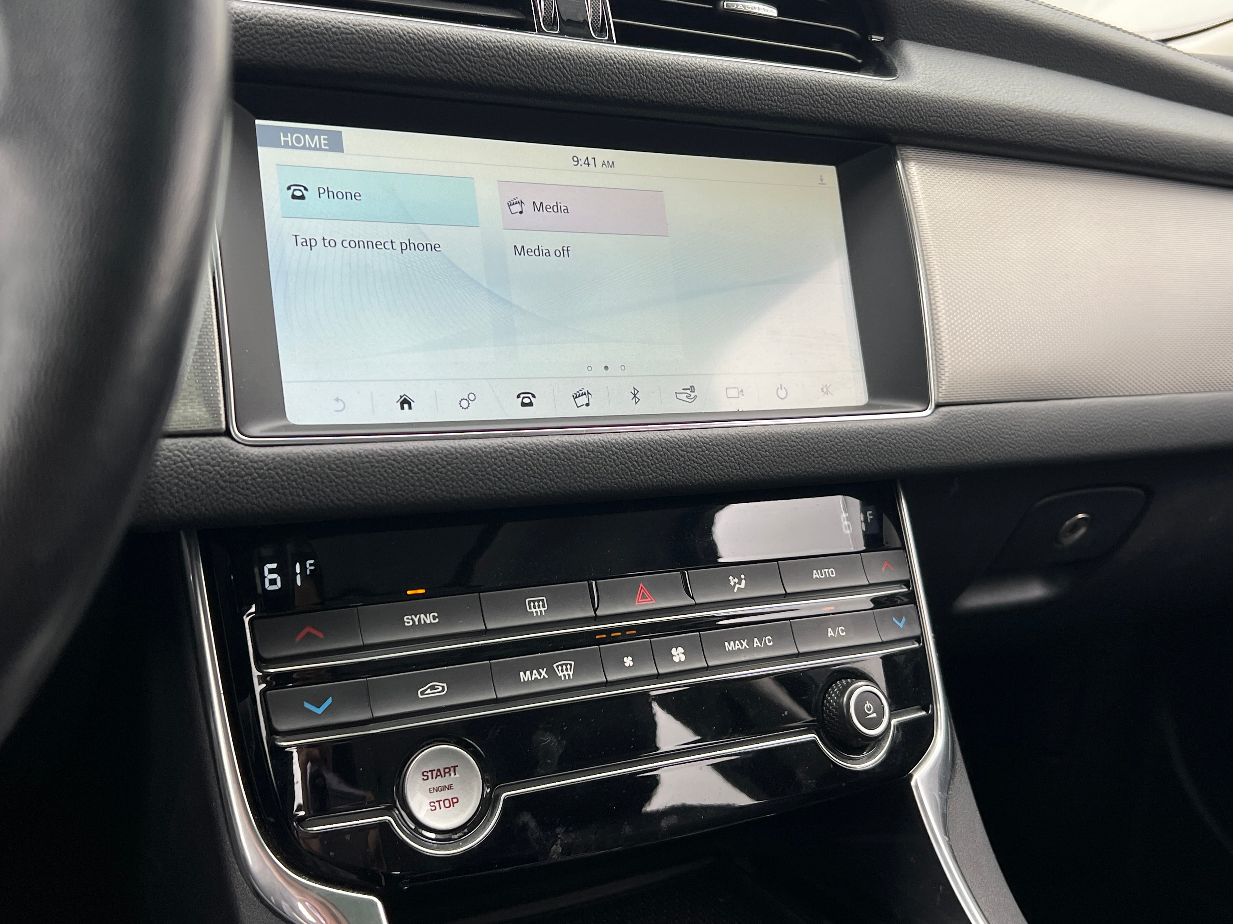 2019 Jaguar XF Premium 3