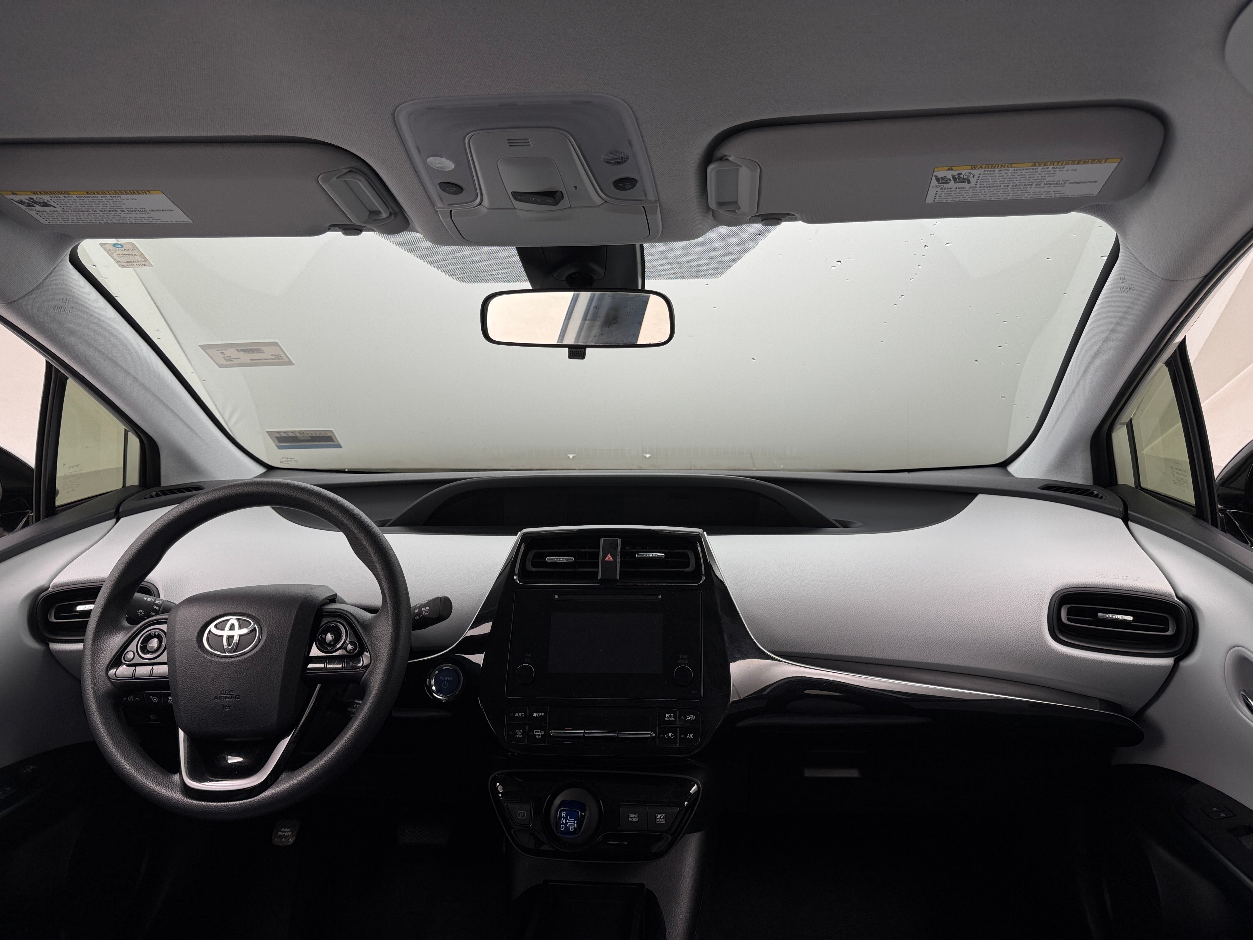 2019 Toyota Prius LE 3