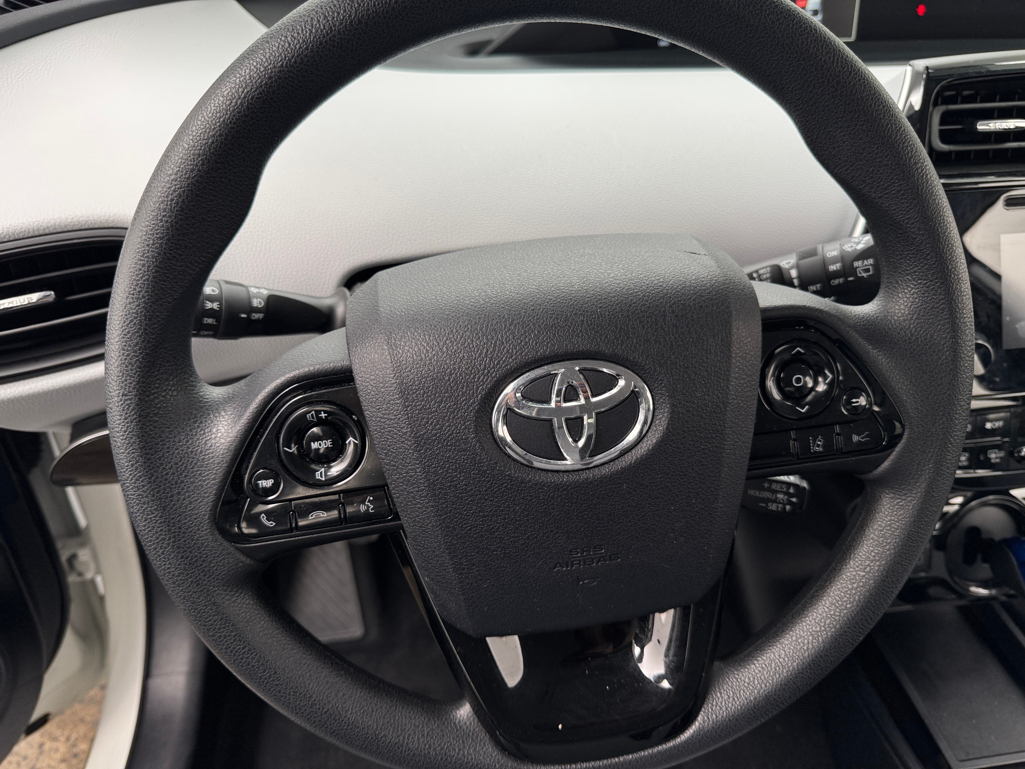 2019 Toyota Prius LE 5