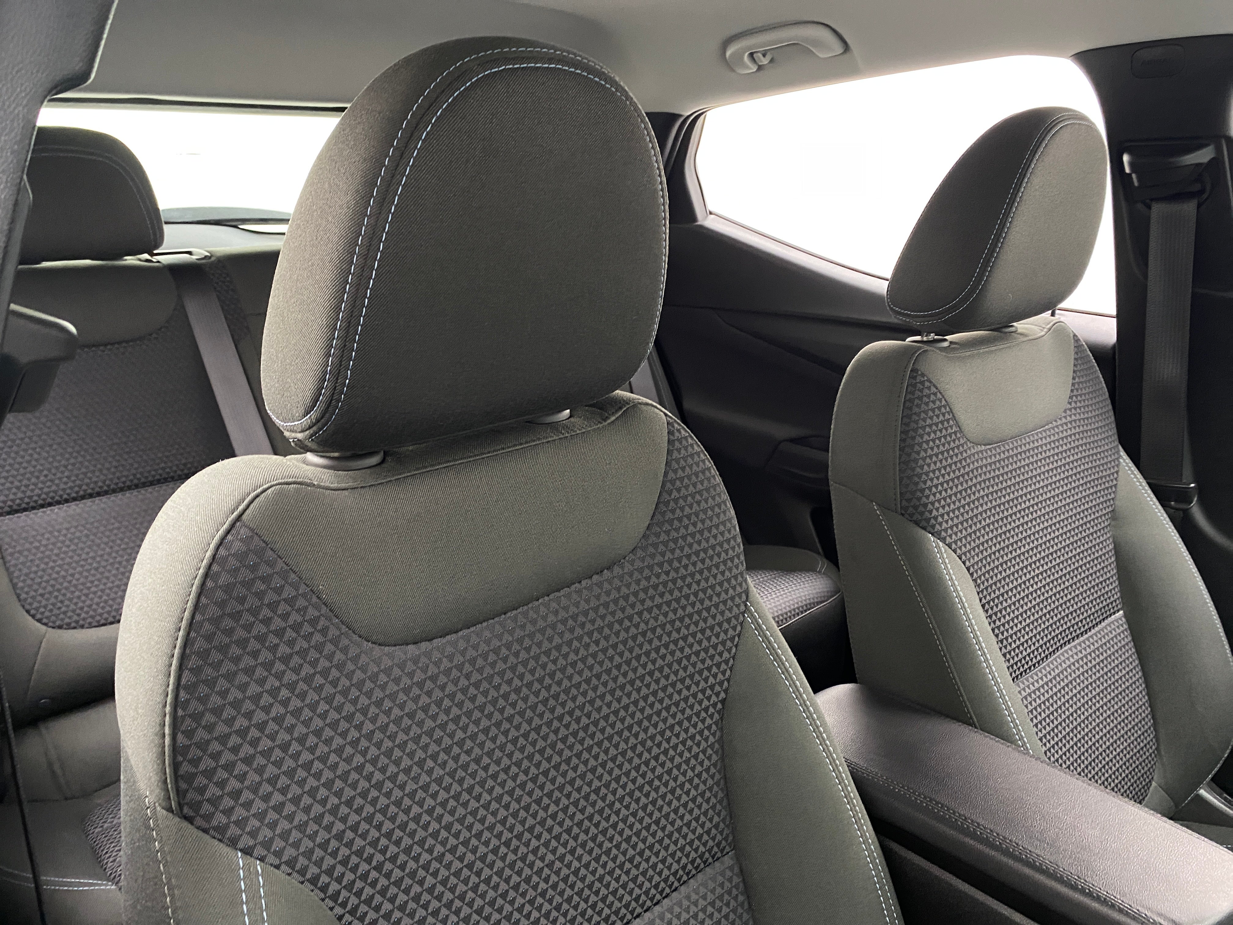 2023 Chevrolet Bolt EUV LT 2