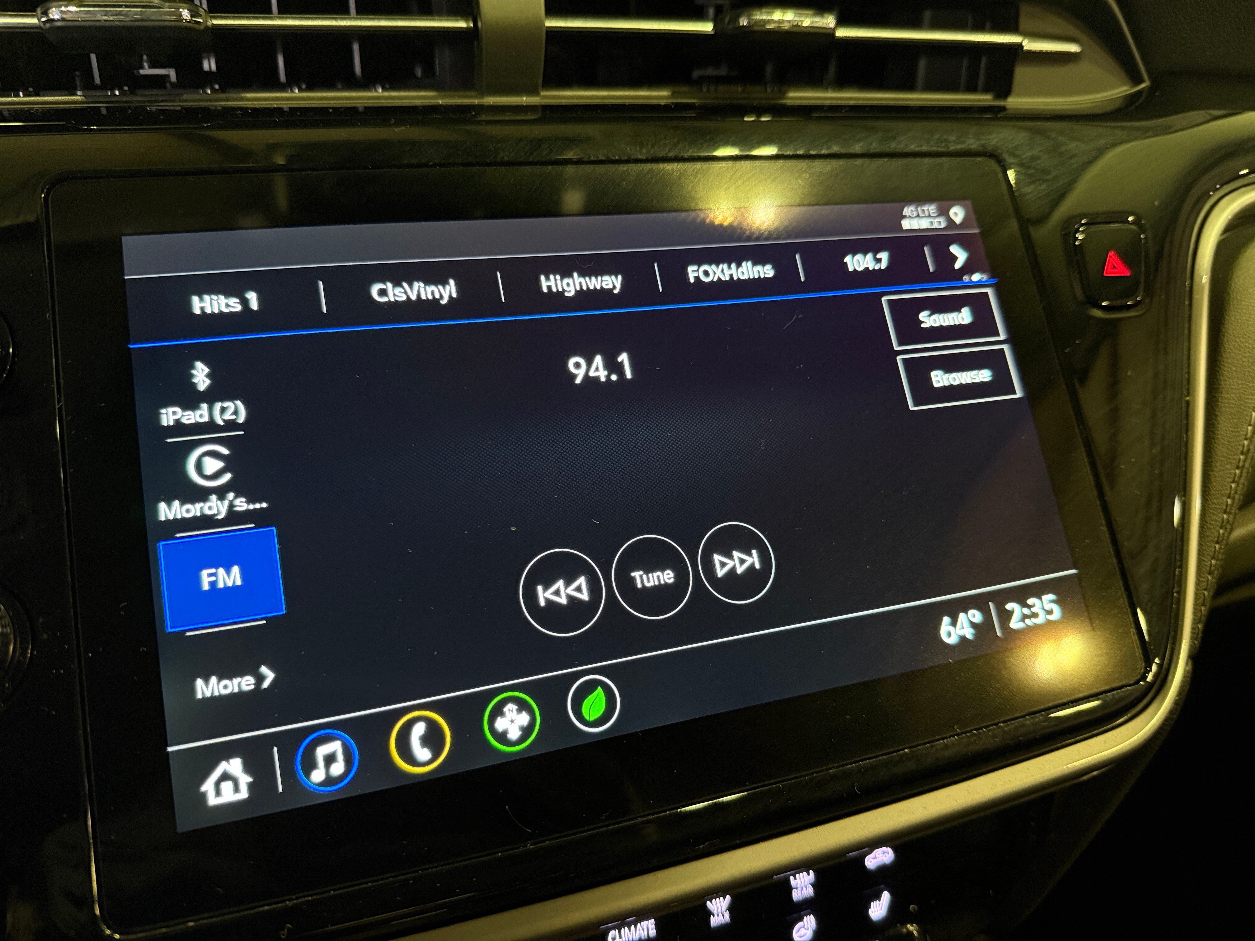 2023 Chevrolet Bolt EUV LT 4