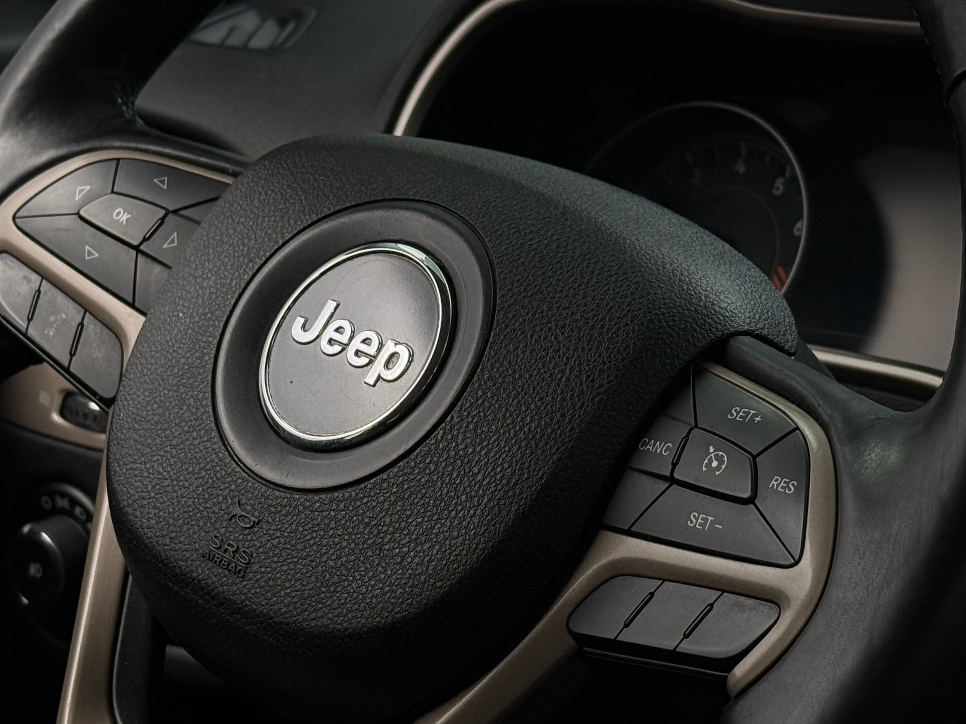 2014 Jeep Cherokee Limited Edition 4