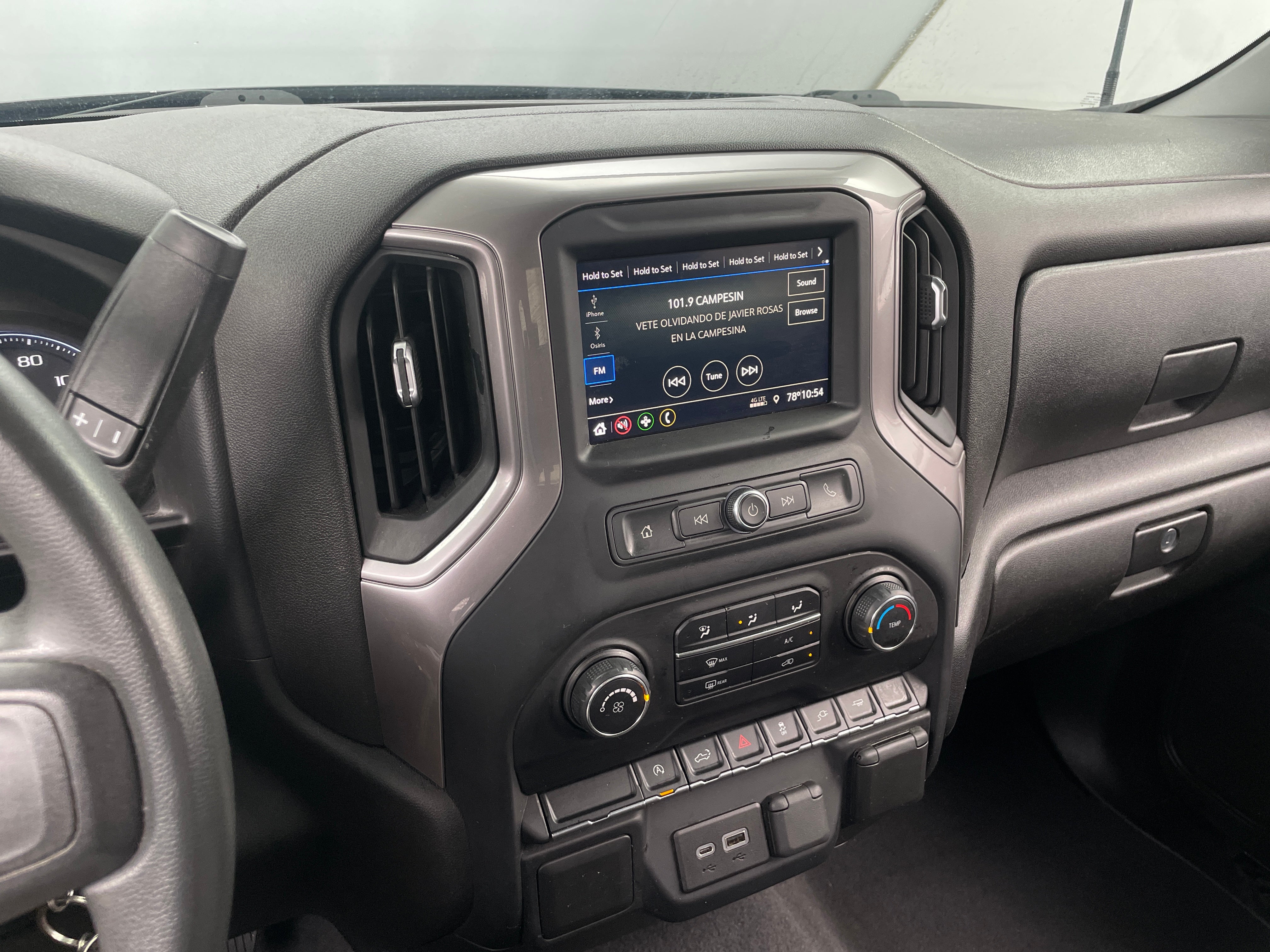 2021 Chevrolet Silverado 1500 Custom 4