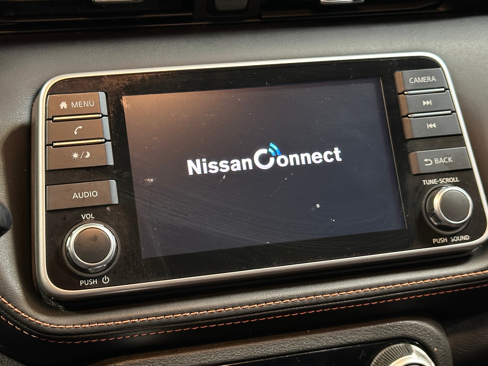 Thumbnail: 2020 Nissan Kicks - 4